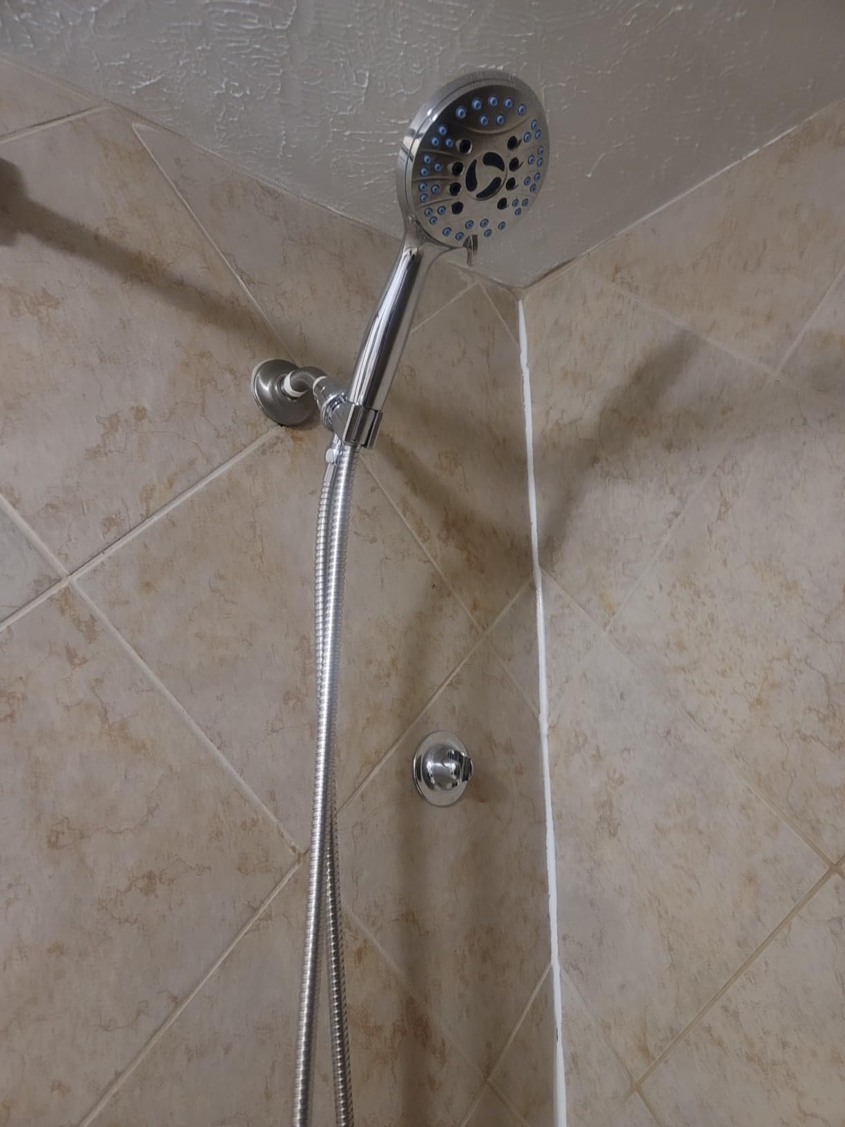 AquaCare High Pressure 8-mode Handheld Shower Head - Anti-clog Nozzles, Built-in Power Wash to Clean Tub, Tile & Pets, Extra Long 6 ft. Stainless Steel Hose, Wall & Overhead Brackets customer photo 2