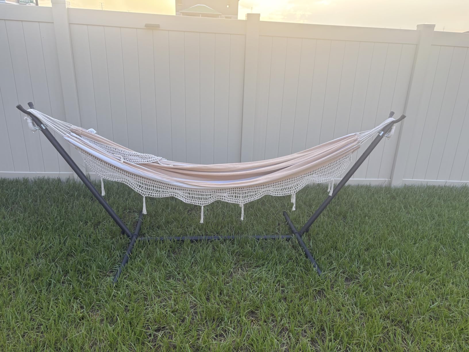 Amazon Basics Double Hammock with 9-Foot Space Saving Steel Stand and Carrying Case, 2 Person, 450 lb Capacity, Beige Stripe with Lace customer photo 1