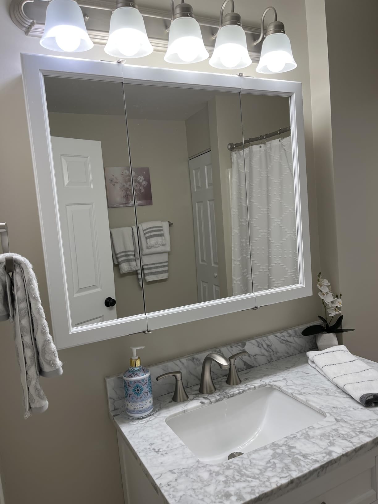 Design House Wyndham Bathroom Medicine Cabinet with Mirror, 30 Inch Wall Mount Medicine Cabinet, 3 Mirrored Doors, Bathroom Wall Cabinet with Storage, White, 30
