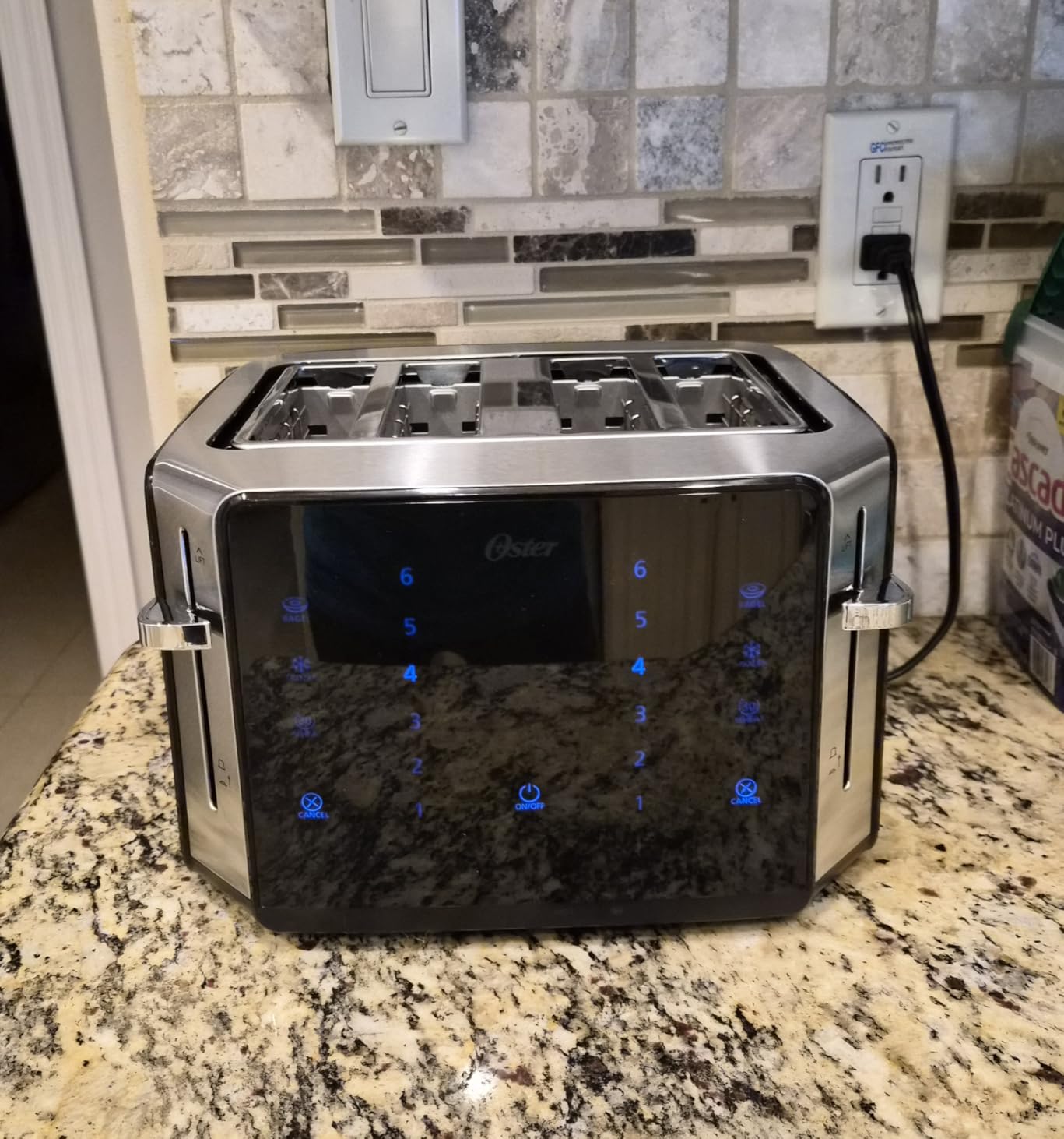 Oster 4-Slice Toaster Touch Screen Stainless Steel Digital Timer 6 Shade Settings Easy to Clean Removable Crumb Tray customer photo 1