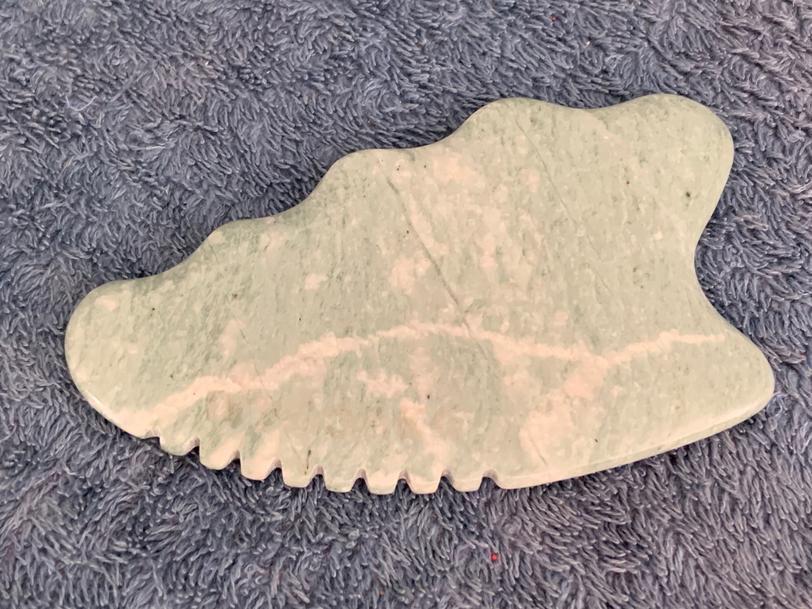 Gua Sha Facial Tools, Jade Gua Sha Stone Comb Edge, Guasha Tool for Face Jawline Sculpting Gifts customer photo 2