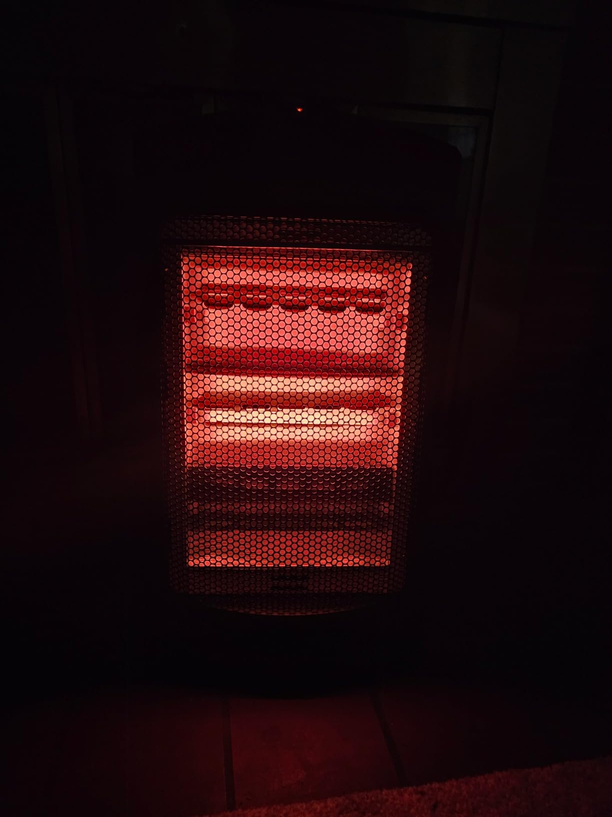Comfort Zone Space Heaters for Indoor Use, Portable Electric Heater, Adjustable Thermostat, Infrared Heat, Quartz Tower Space Heater with 2 Heat Settings, Bedroom Heater, Black customer photo 1