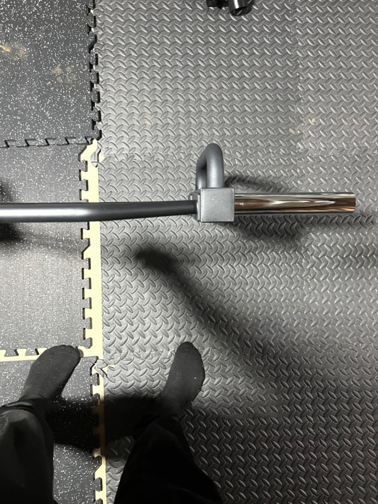 SELEWARE Trap Bar Hex Bar for Deadlift, Olympic Hex Barbell Deadlift Trap Bar, 500 LBS Capacity Heavy Duty Weight Lifting Hex Bar Strength Training Equipment for Home Gym, Squats, Shrugs customer photo 2