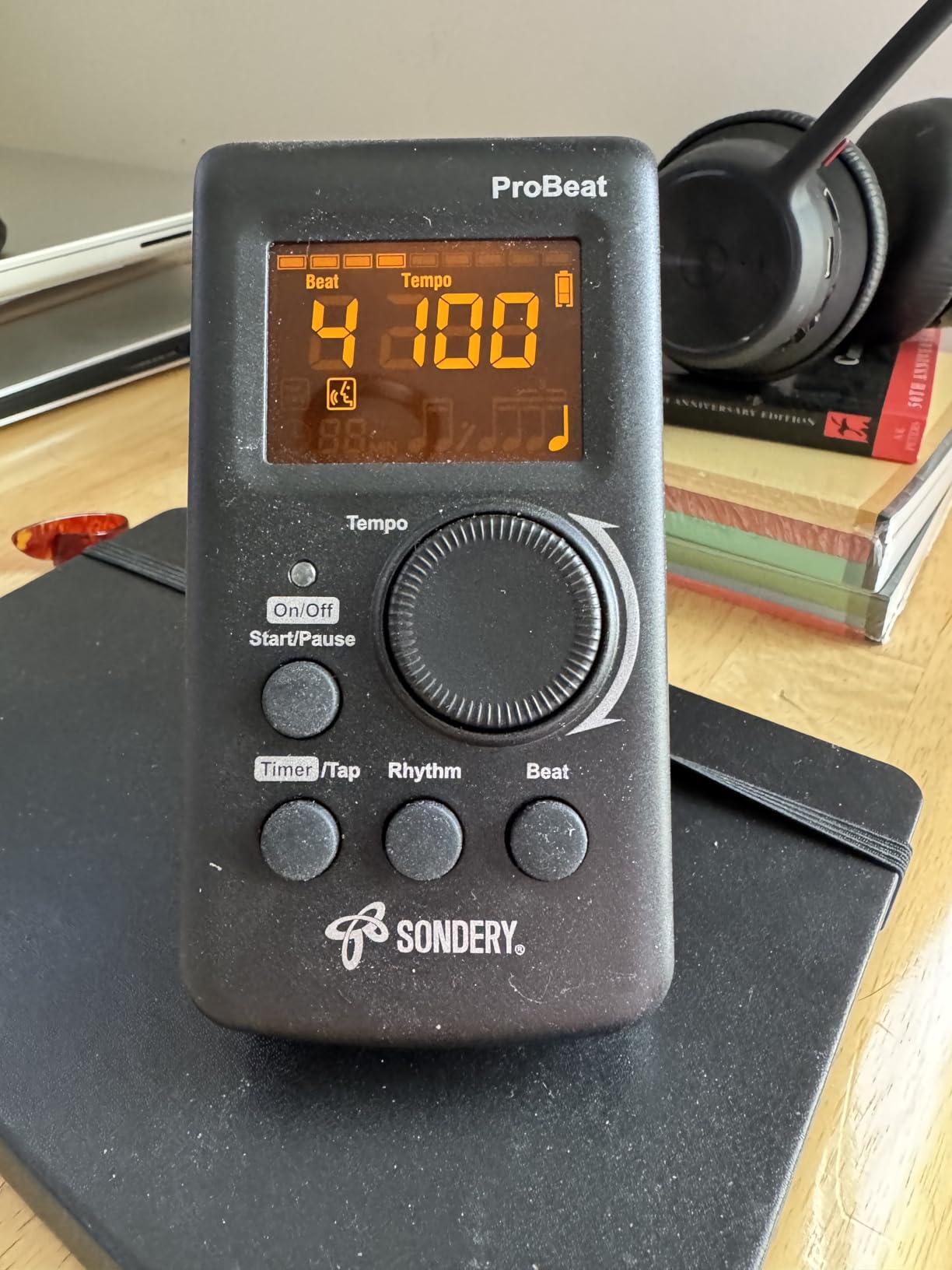 Sondery Digital Metronome Rechargeable Vocal Counting for Piano Guitar Drum | Timer Function, Large Display, Easy to Use, English Vocal Counting, Compatible with All Instruments customer photo 1