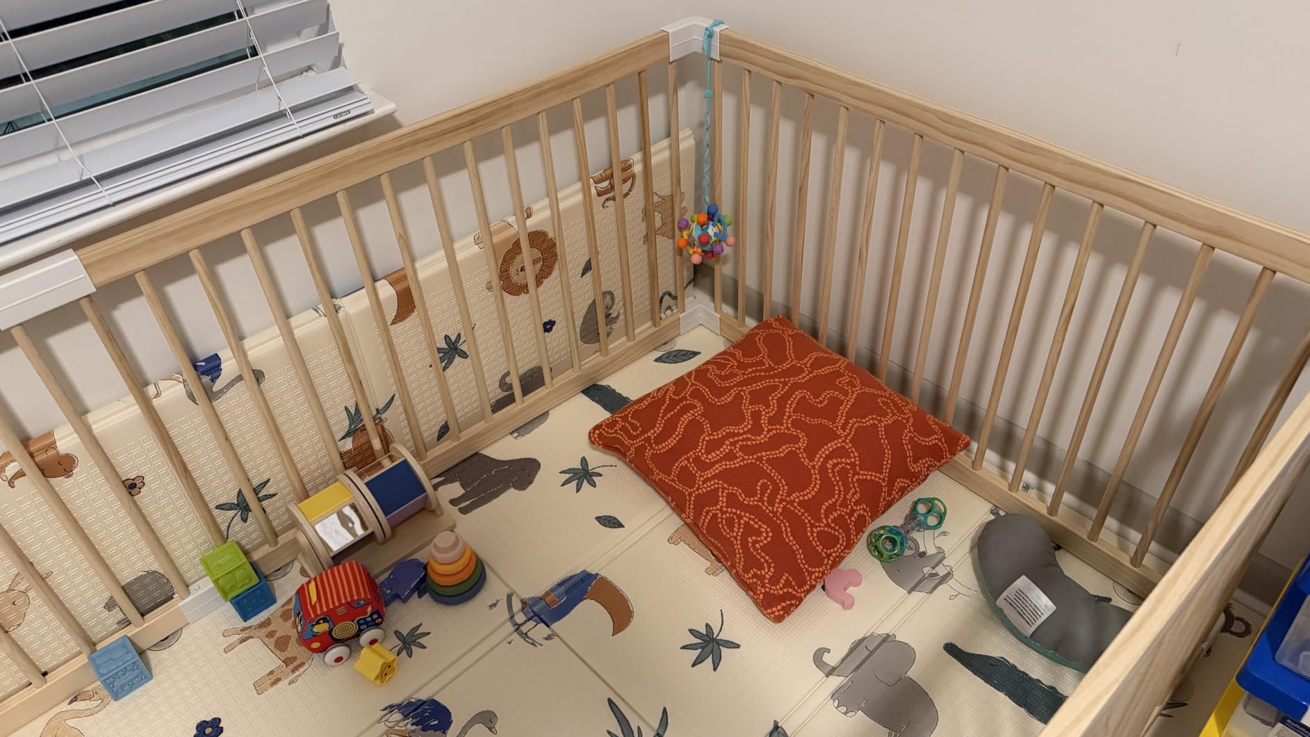 HARPPA Grovi Playpen, GREENGUARD Gold Certified - 57 x 57 inch | New Zealand Pine Wood customer photo 1