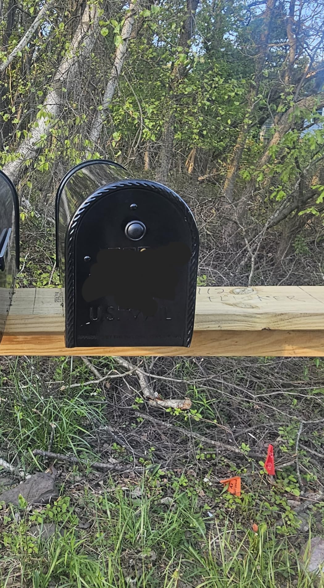 Architectural Mailboxes Edwards Post Mount Mailbox, Black, Large customer photo 1