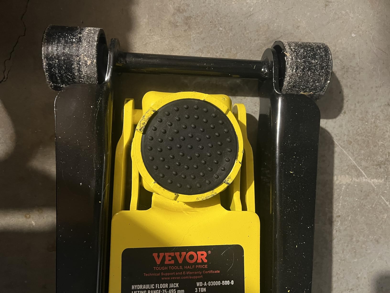 VEVOR 3 Ton Low Profile Floor Jack | Heavy-Duty Racing, Dual Pistons Quick Lift Pump, Lifting Range 3.35