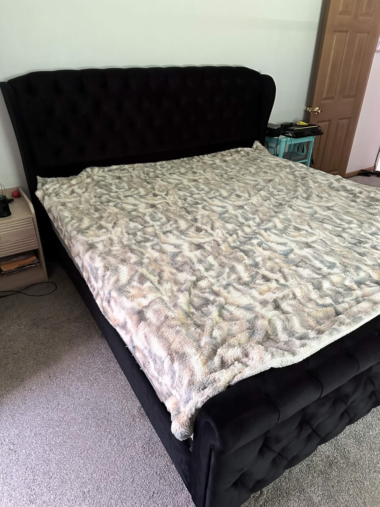 AMERLIFE Queen Size Platform Bed Frame, Chenille Upholstered Sleigh Bed with Scroll Wingback Headboard & Footboard, Button Tufted, Cream customer photo 1