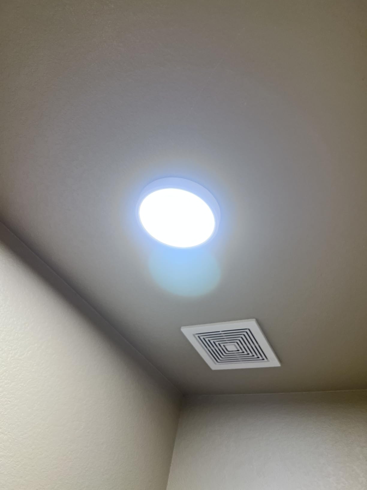 8PACK LED Flush Mount Ceiling Light Fixture, 3000K-4000K-6500K & 100W Equivalent Modern Kitchen Recessed Ceiling Lamp 15W 1500Lm 7.5 Inch Closet Round Surface for Bathroom Laundry Bedroom Hallway customer photo 2