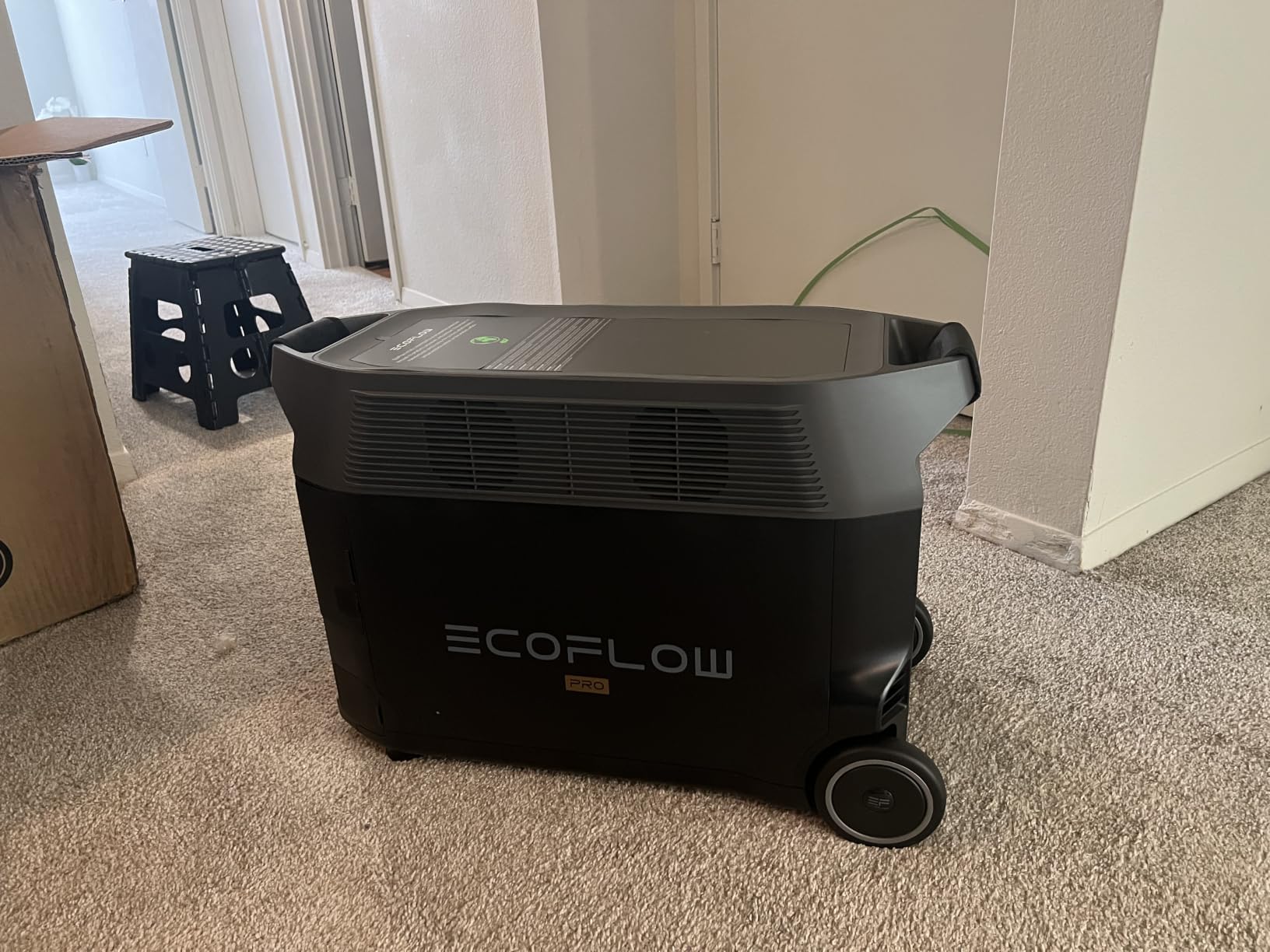 EF ECOFLOW Portable Power Station 3600Wh DELTA Pro, 120V 3600W AC Output customer photo 2