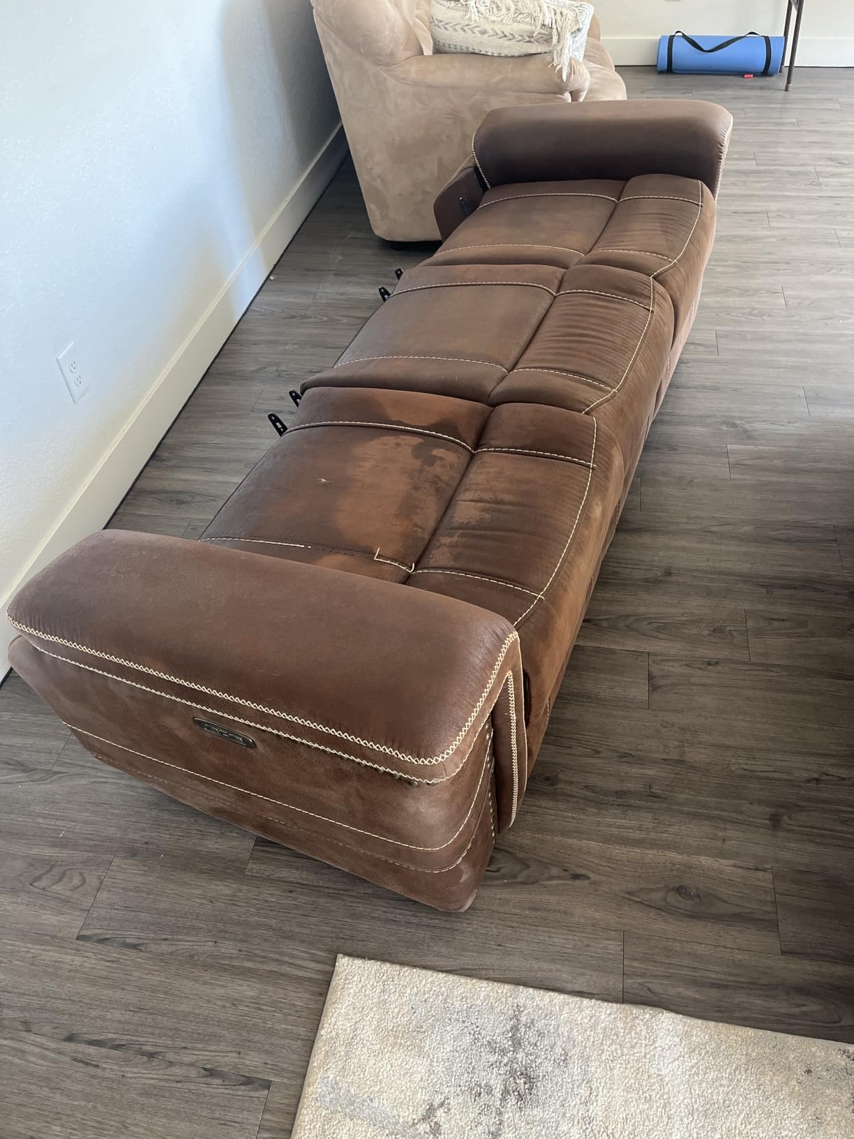 Shark StainStriker | Portable Carpet, Upholstery & Area Rug Cleaner | 3 Tools | Powerful Stain & Odor Remover | Deep Clean & OXY Solutions | White | PX201 customer photo 1