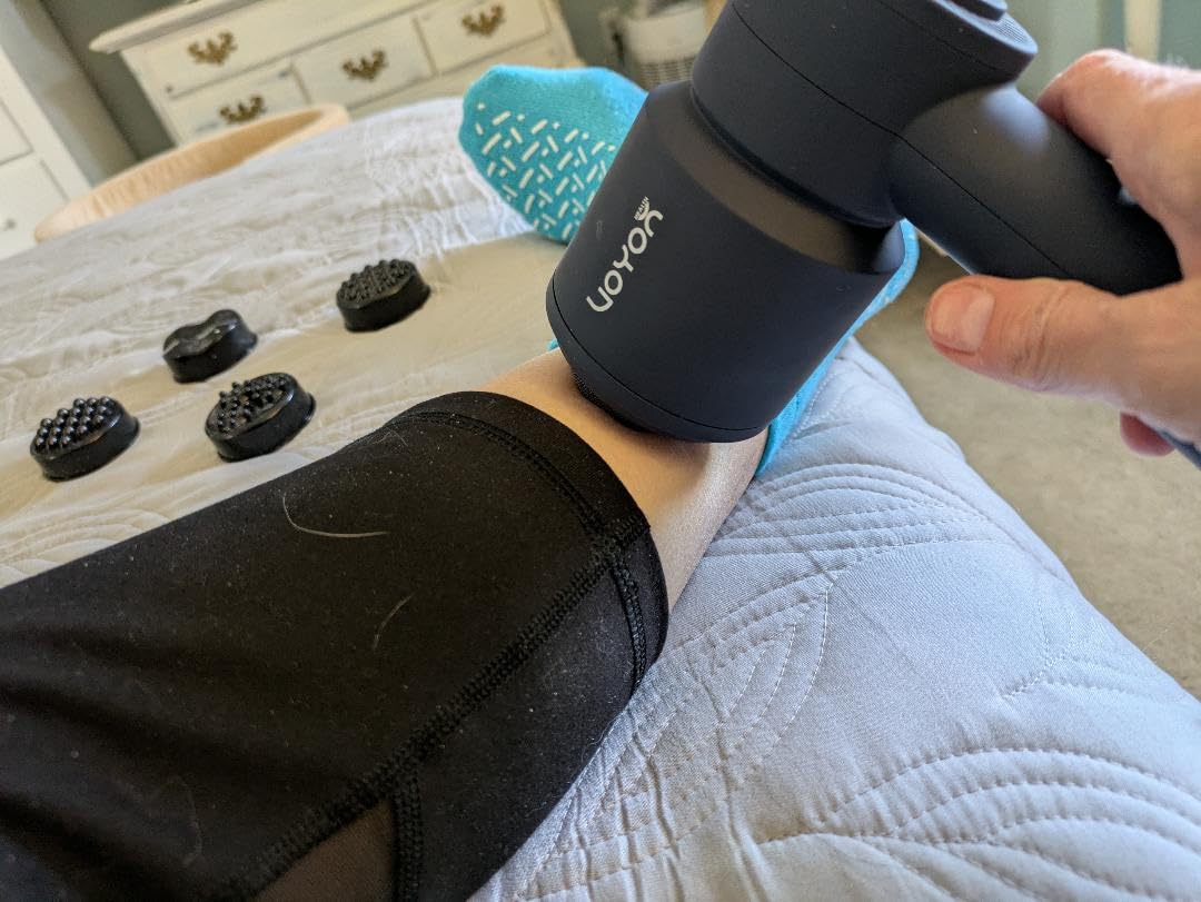 VOYOR-HEALTH Handheld Cellulite Massager, Electric Body Sculpting Machine | Cellulite Remover for Legs,Arm,Calves,Abdomen, 5 Replaceable Heads, Cordless & Rechargeable, Deep Tissue Massager CM410, Blue customer photo 1