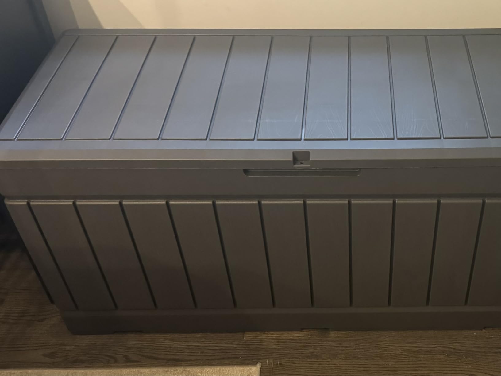Flamaker Outdoor Storage Box 80 Gallon Resin Waterproof Deck Box Delivery Box with Wood Texture Large Storage Bin for Patio Cushions, (Grey) customer photo 1