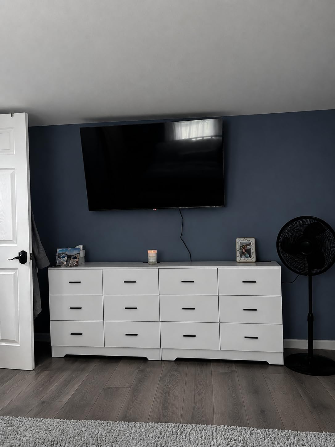 FJTJBSI Dresser with Power Outlets Wooden 6 Drawer Dresser with USB and Type C Port Chest of Drawers for Bedroom customer photo 1