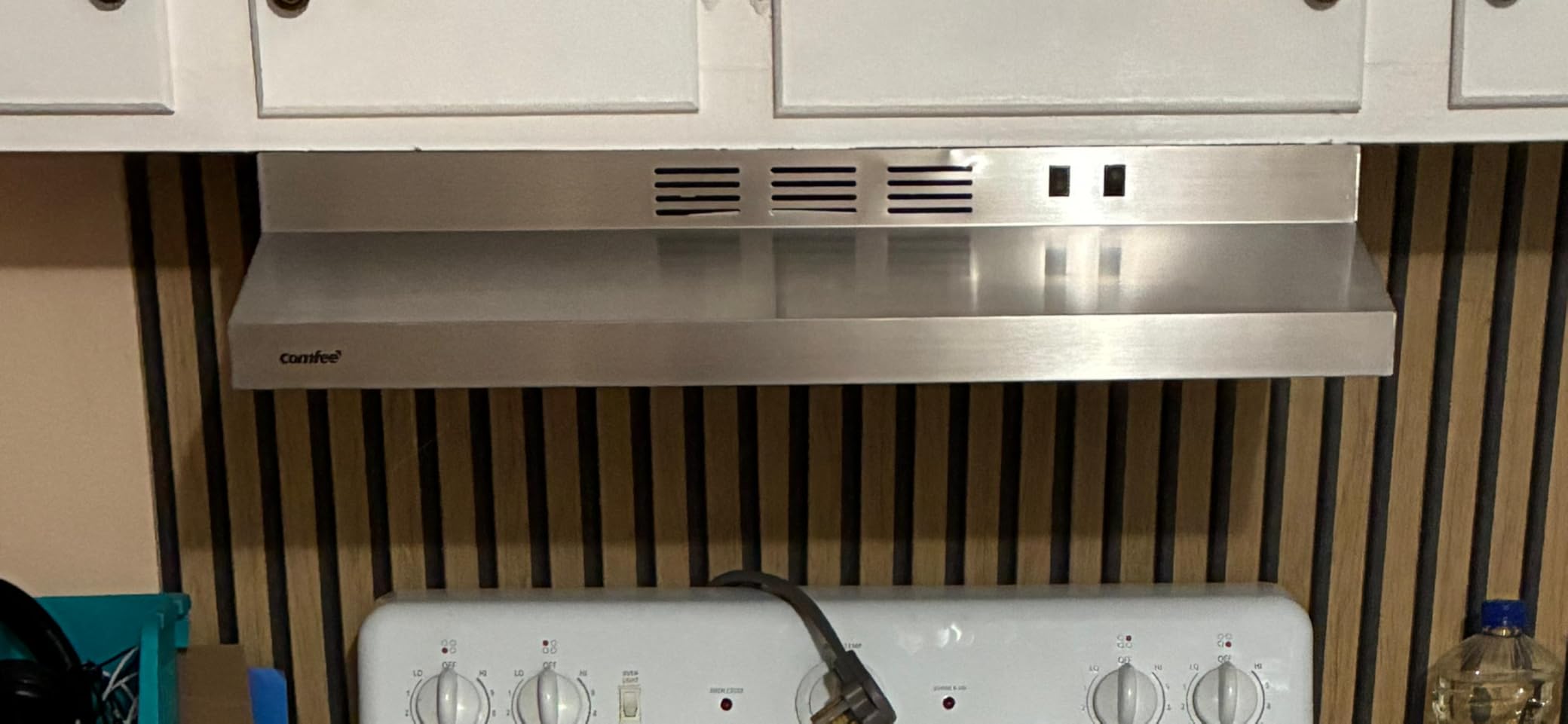 COMFEE' 30 Inch Under Cabinet Range Hood, 200 CFM Ducted/Ductless customer photo 1