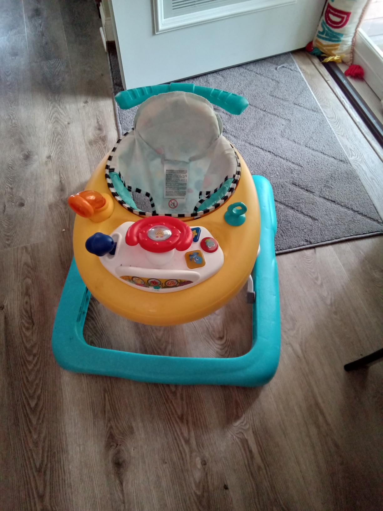 Baby Einstein Ocean Explorers Dive & Discover 3-in-1 Submarine Walker customer photo 1