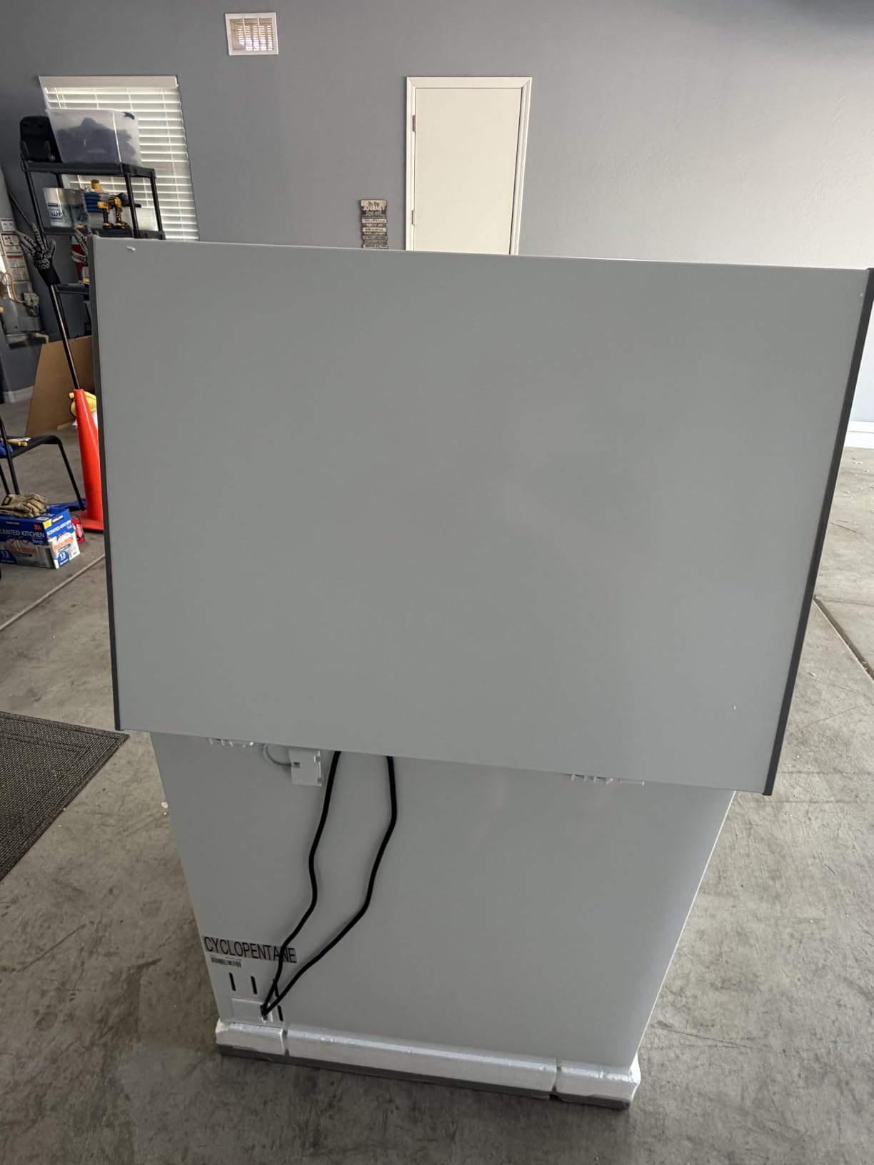 Midea 7.0 Cu.ft Chest Freezer, Fridge Freezer Convertible with LED Light, Removable Basket, Adjustable Temperature customer photo 2