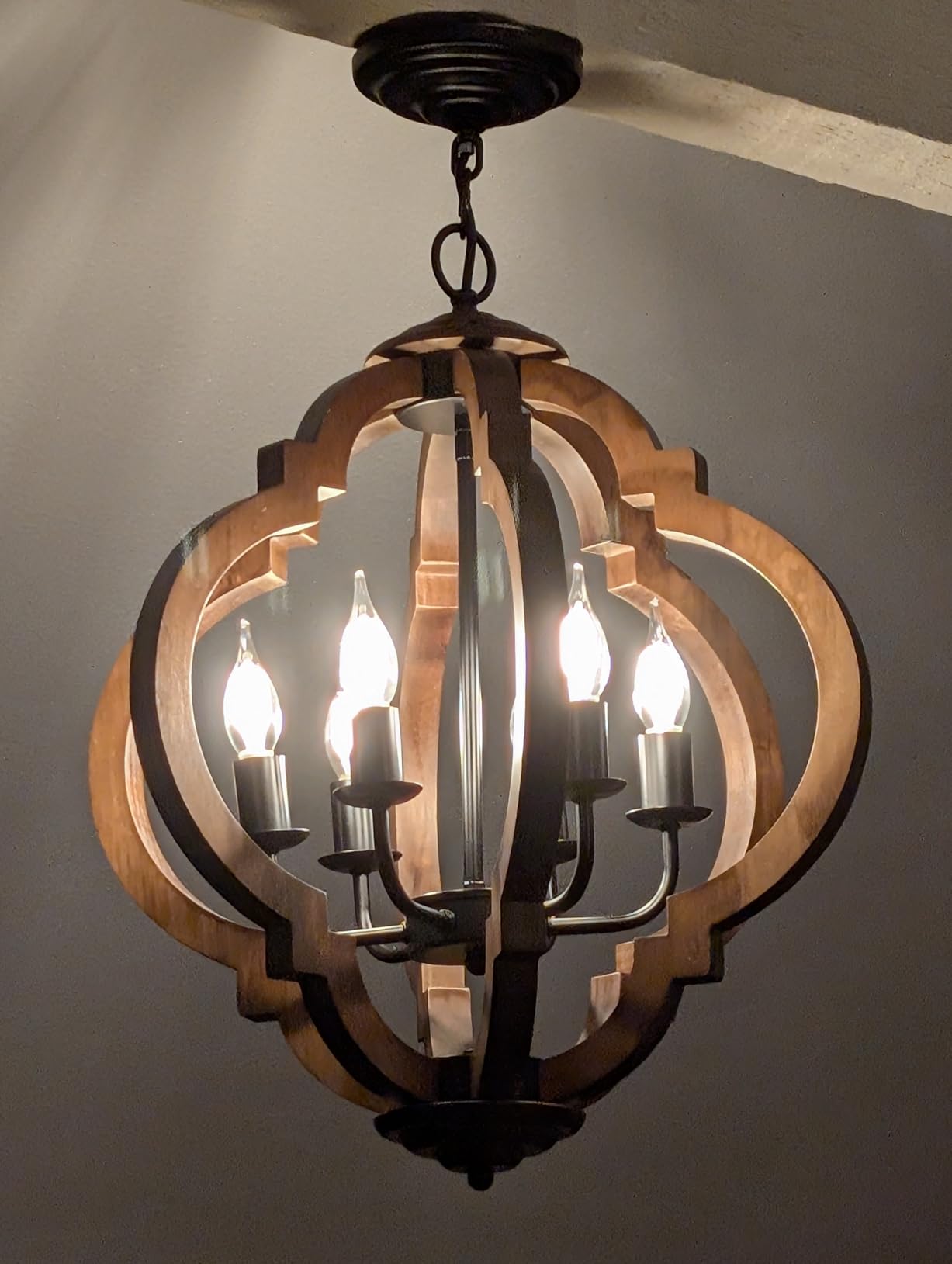 Farmhouse Rustic Wooden Chandelier, 6-Light Farmhouse Hanging Light Fixture with Black Metal & Brown Wood, for Dining Room, Kitchen, Living Room, Entryway, Foyer, Bedroom, Hallway customer photo 1