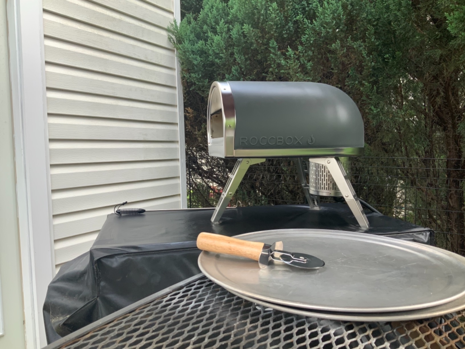 Gozney Roccbox Outdoor Pizza Oven, Portable, Gas & Wood Fired - Black | Heats up to 950F, Restaurant-Grade, Compact and Low-Profile Design Make 12