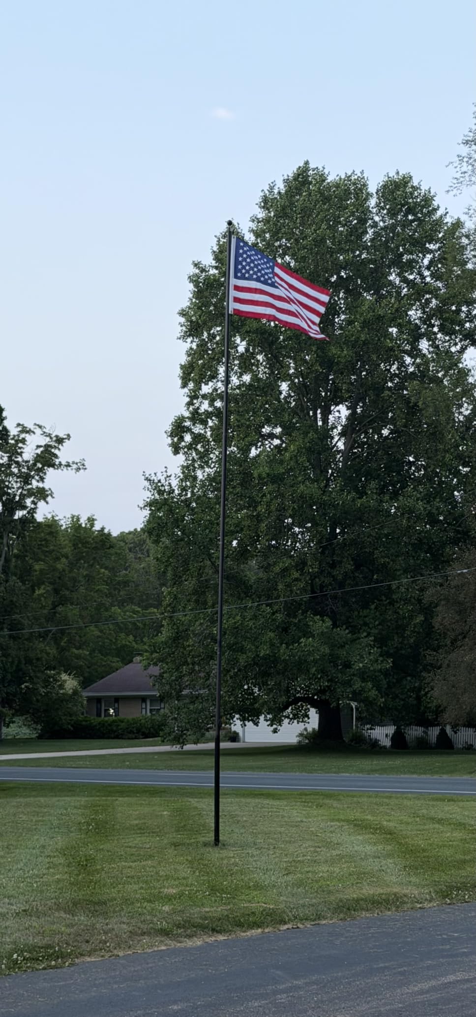 Heavy Duty 20 FT Flag Pole, Unbending 100MPH Wind Resistance, 95HBW Hard Aerospace Aluminum, In-Ground Flagpole Kit for Outside House customer photo 2