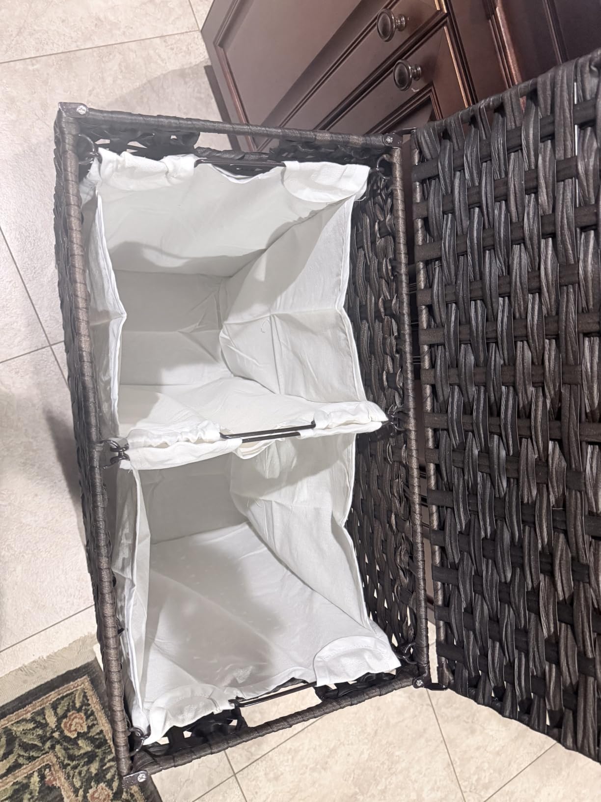 SETVSON Laundry Hamper with Lid, 112 L Handwoven Rattan Wicker Laundry Basket, 2 Removable Liner Bags Metal Heightened Feet, 6 Mesh Bags, 2 Section Large Clothes Hamper for Bathroom Bedroom, Natural customer photo 1