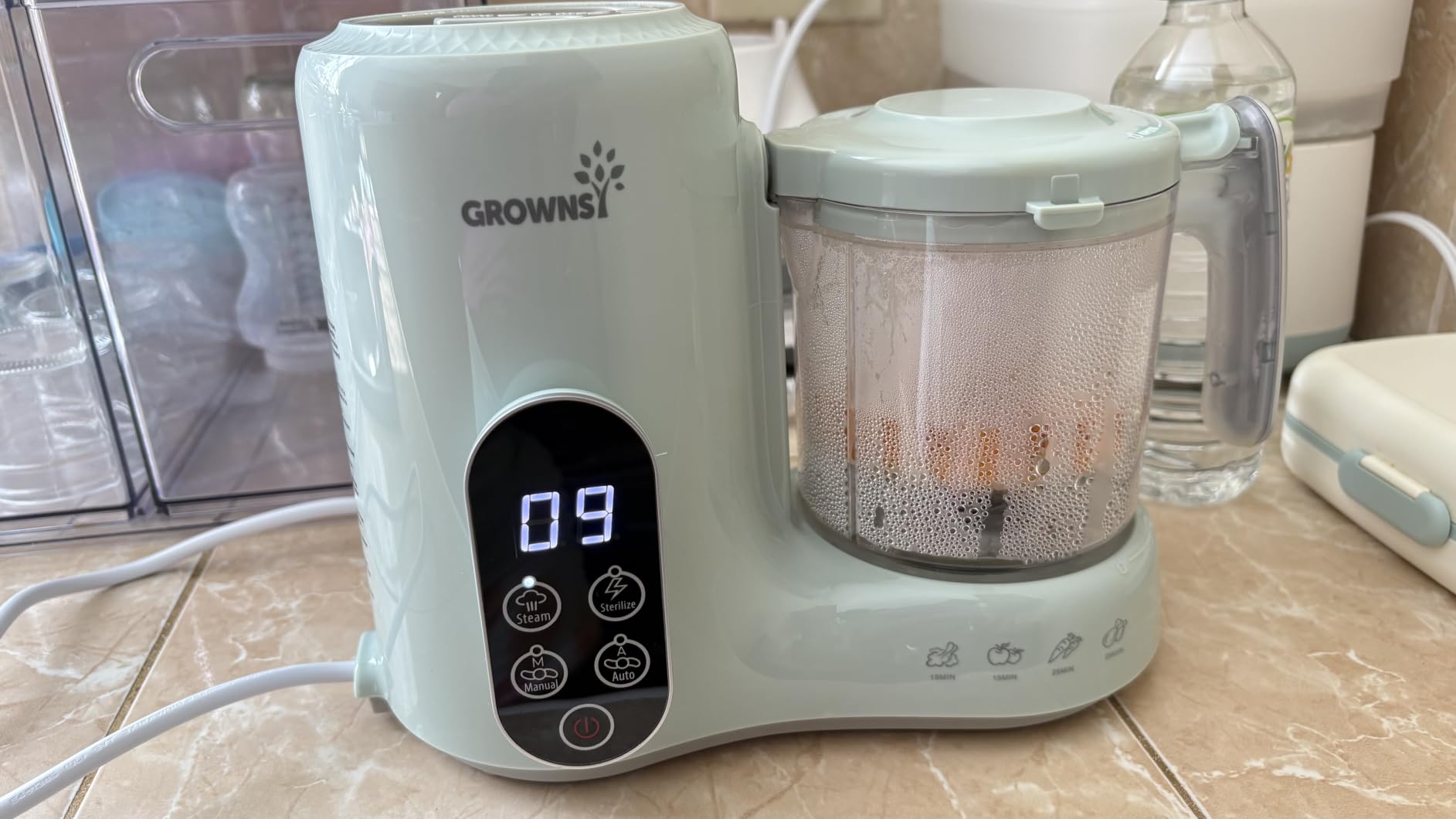 Grownsy Baby Food Maker with Steam Basket, One Step Baby Food Processor Steamer Puree Blender Grinder Mills Machine, Auto Cooking Grinding and Sterili-zing for Healthy Homemade Baby Food, White customer photo 1