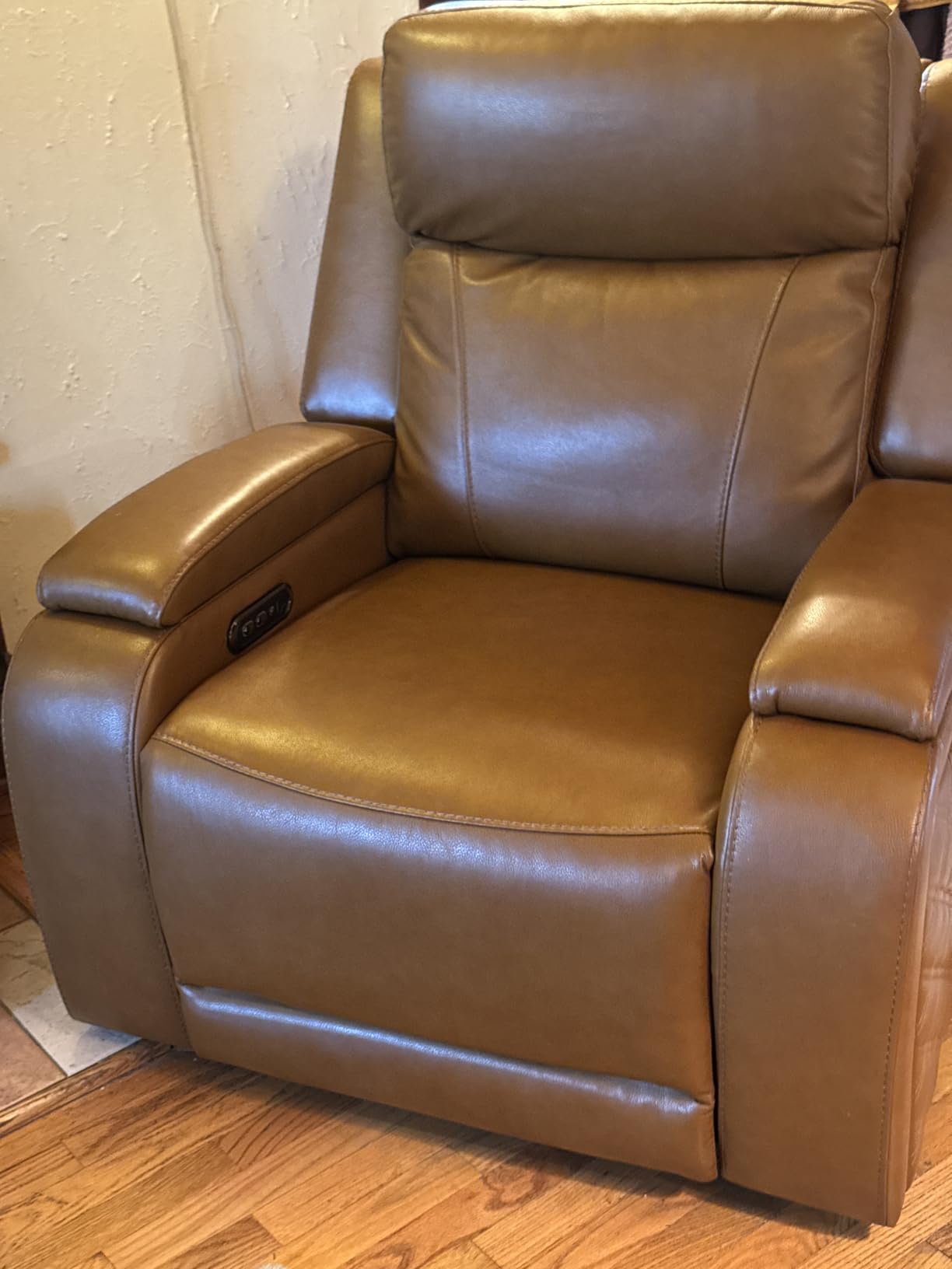 Watson & Whitely Zero Gravity Power Recliner Chair for Adults, Navy Blue | Genuine Leather Reclining Chair, Power Headrest, Hidden Arm Storages, Electric Recliner Sofa for Living Room & Home Office customer photo 2