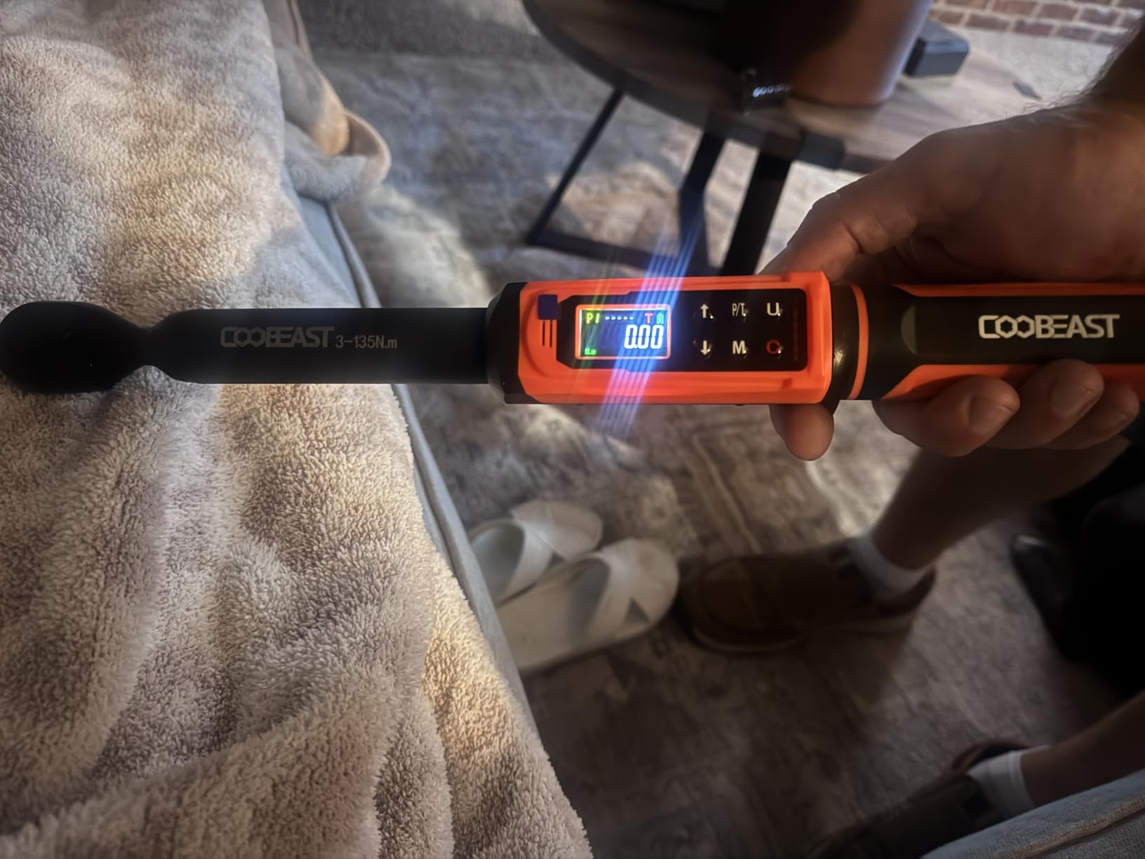coobeast 3/8 Drive Digital Torque Wrench (1.5-99.5 Ft-lbs./2-135Nm), Preset Value, ±2% Accuracy, Buzzer and LED Flash, Five Units of Measure customer photo 2