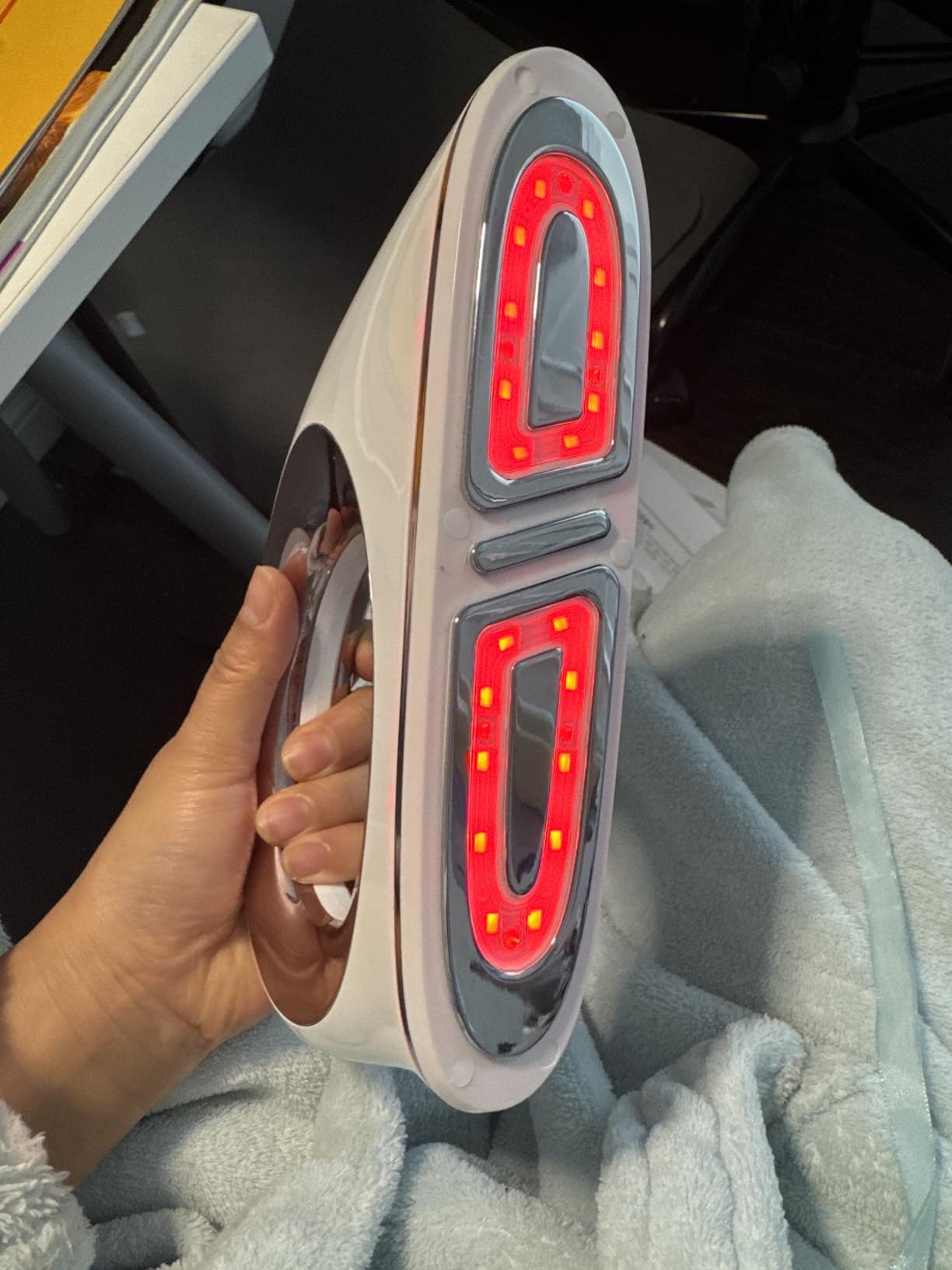 Cellulite Body Device Woman Man Radio Frequency for Woman Man Massage, Temporary Reduction in The Appearance of Cellulite (White) customer photo 2