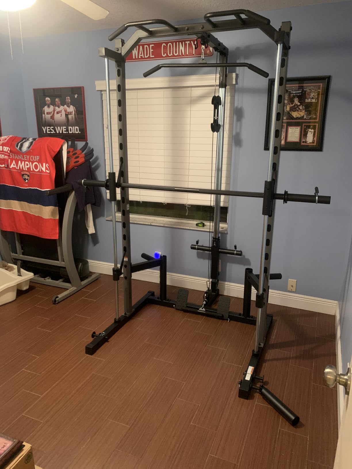 All-in-One Smith Machine for Home Gym, 1400LBS Multi-Functional Power Cage Squat Rack with LAT Pulldown System, Cable Machine & Barbell Bar - Strength Training Equipment with Attachments customer photo 1