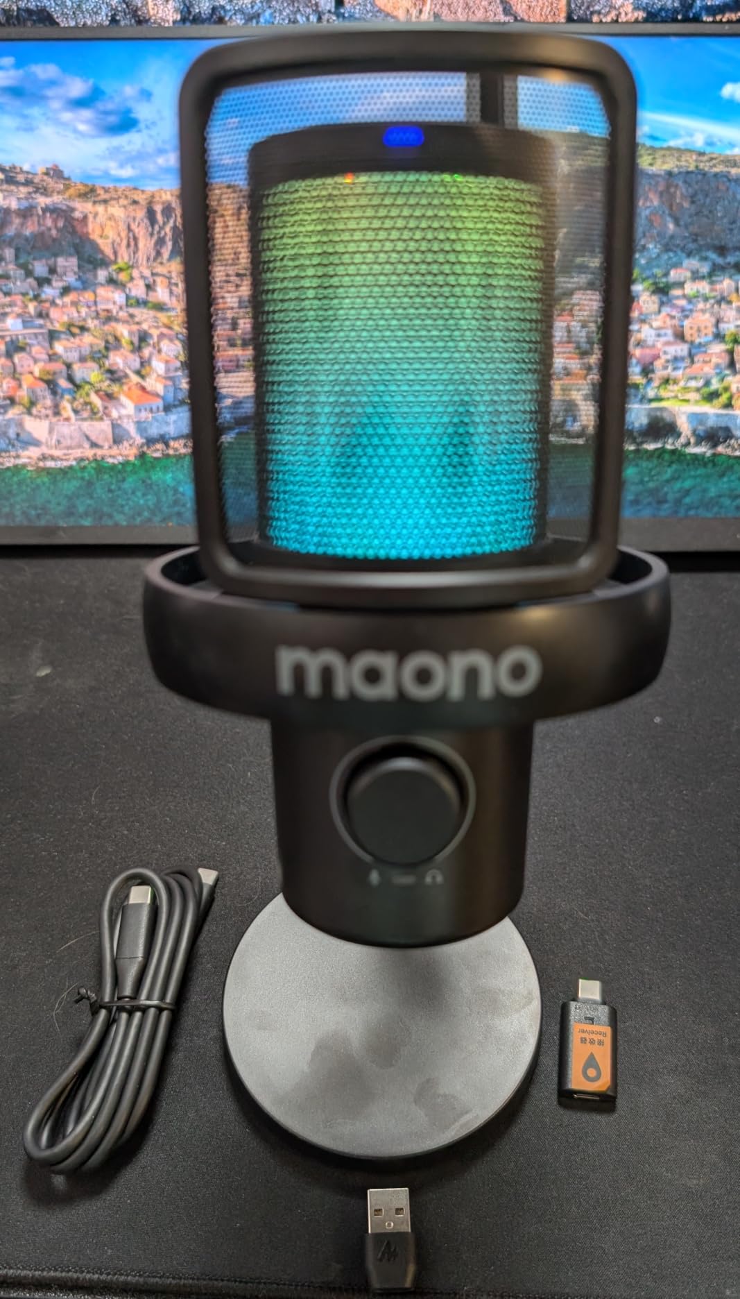 MAONO Wireless Microphone for PC, Gaming Streaming Condenser Mic with Software AI Voice Change, 3-Level Noise Cancellation, Custom EQ, Gain Control USB Mic for Podcast Recording (DM40-Black) customer photo 1