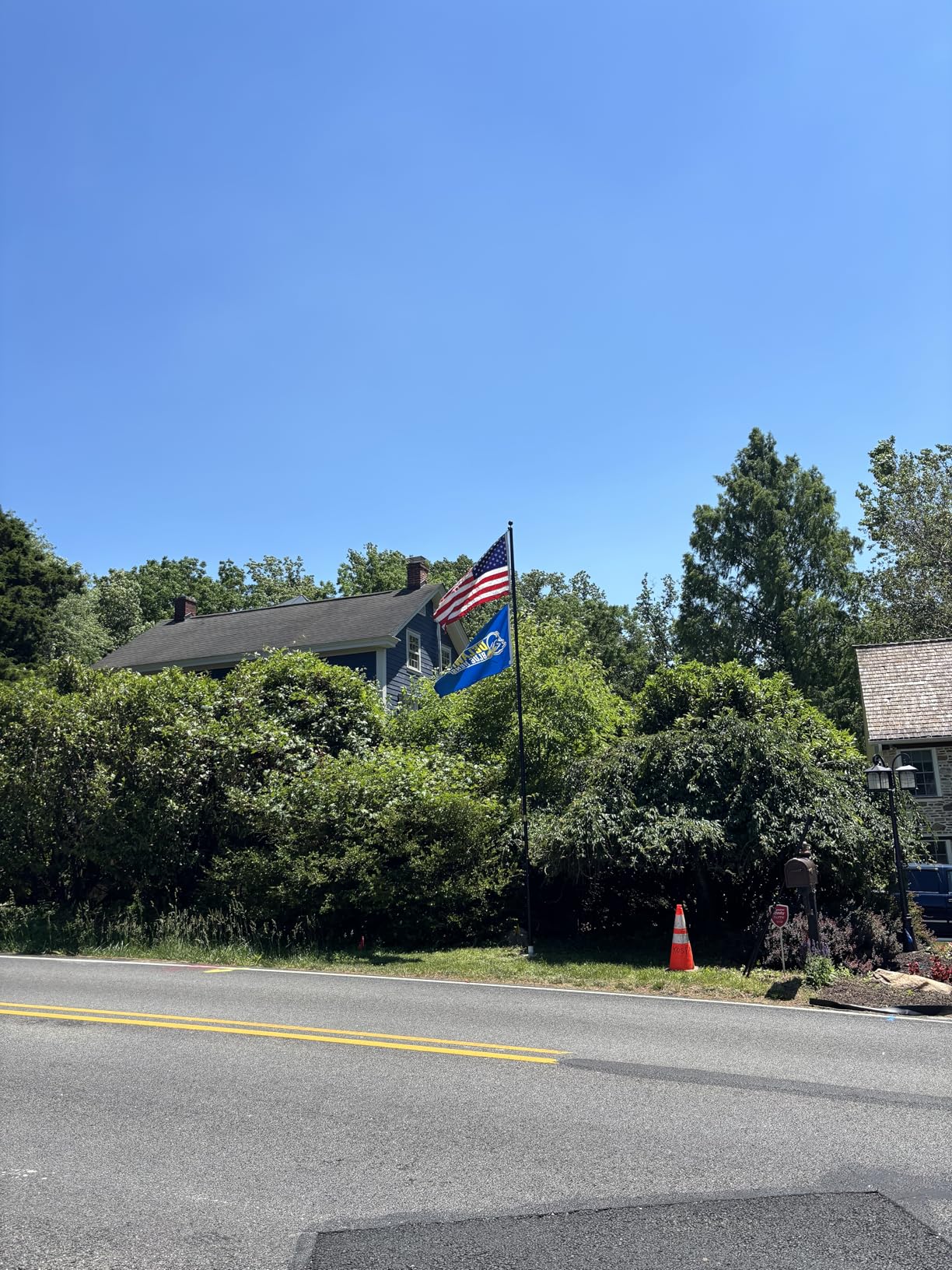 20FT Heavy Duty Tapered Flag Pole Kit, 100MPH Tested Outside House | Tapered Design For Wind Resistance,13-Gauge Rust-Resistant Aluminum Flagpole,Fly 2 Flags,Complete Hardware,Easy Install customer photo 2