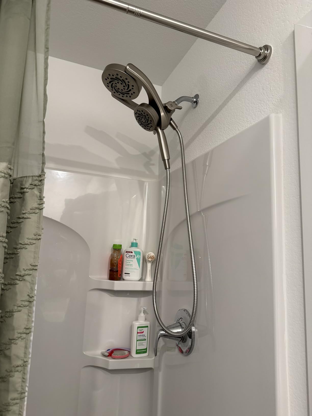 Delta 5-Setting HydroRain 2-in-1 Dual Shower Head with ProClean Spray, Brushed Nickel High Pressure Shower Head with Handheld Spray, 1.75 GPM Flow Rate customer photo 1