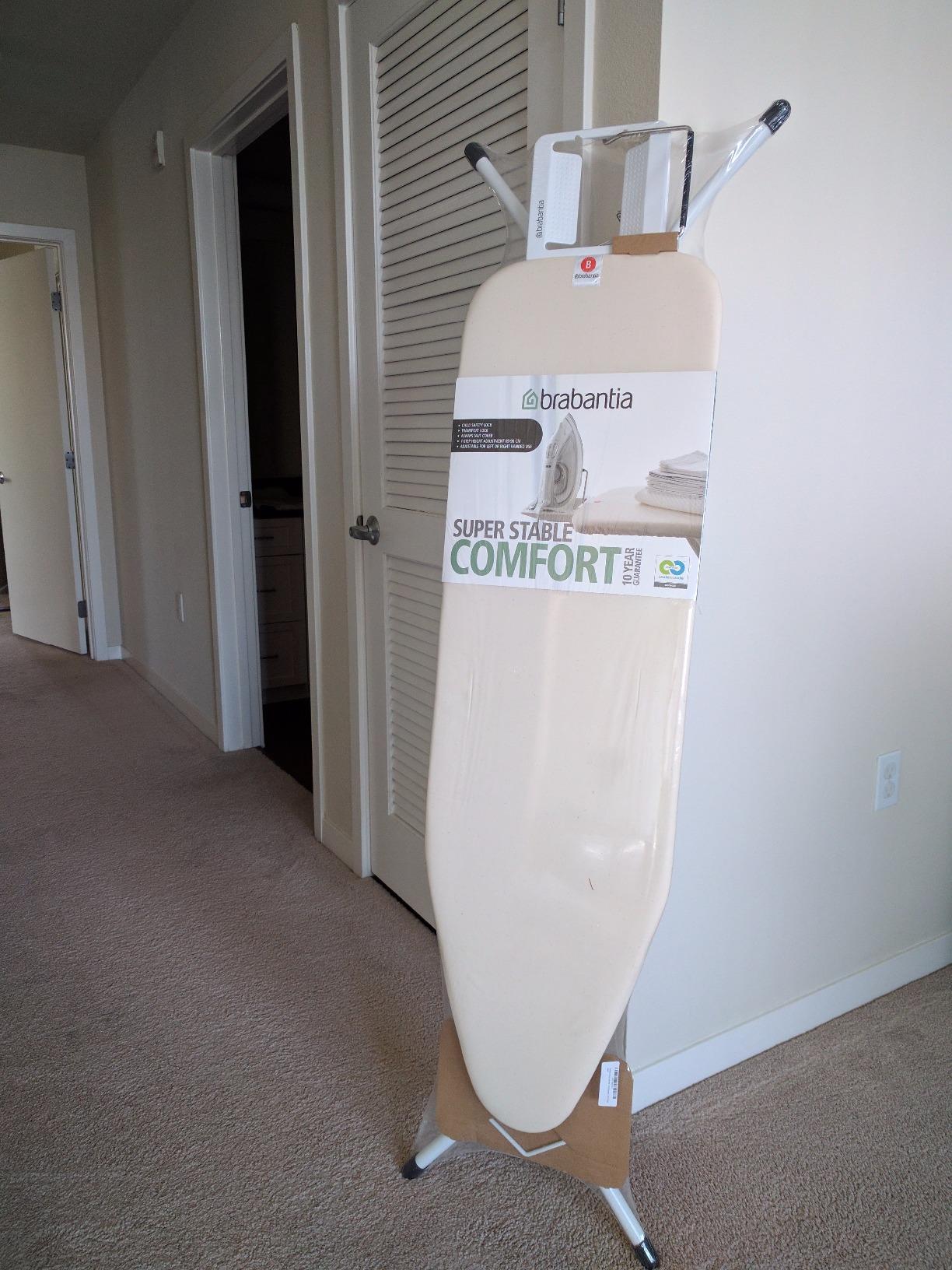 Brabantia Comfort Ironing Board with Left/Right Adjustable Steam Iron Rest | Medium (Size B) | Fairtrade Soothing Sea Cover | Adjustable Height (27-38