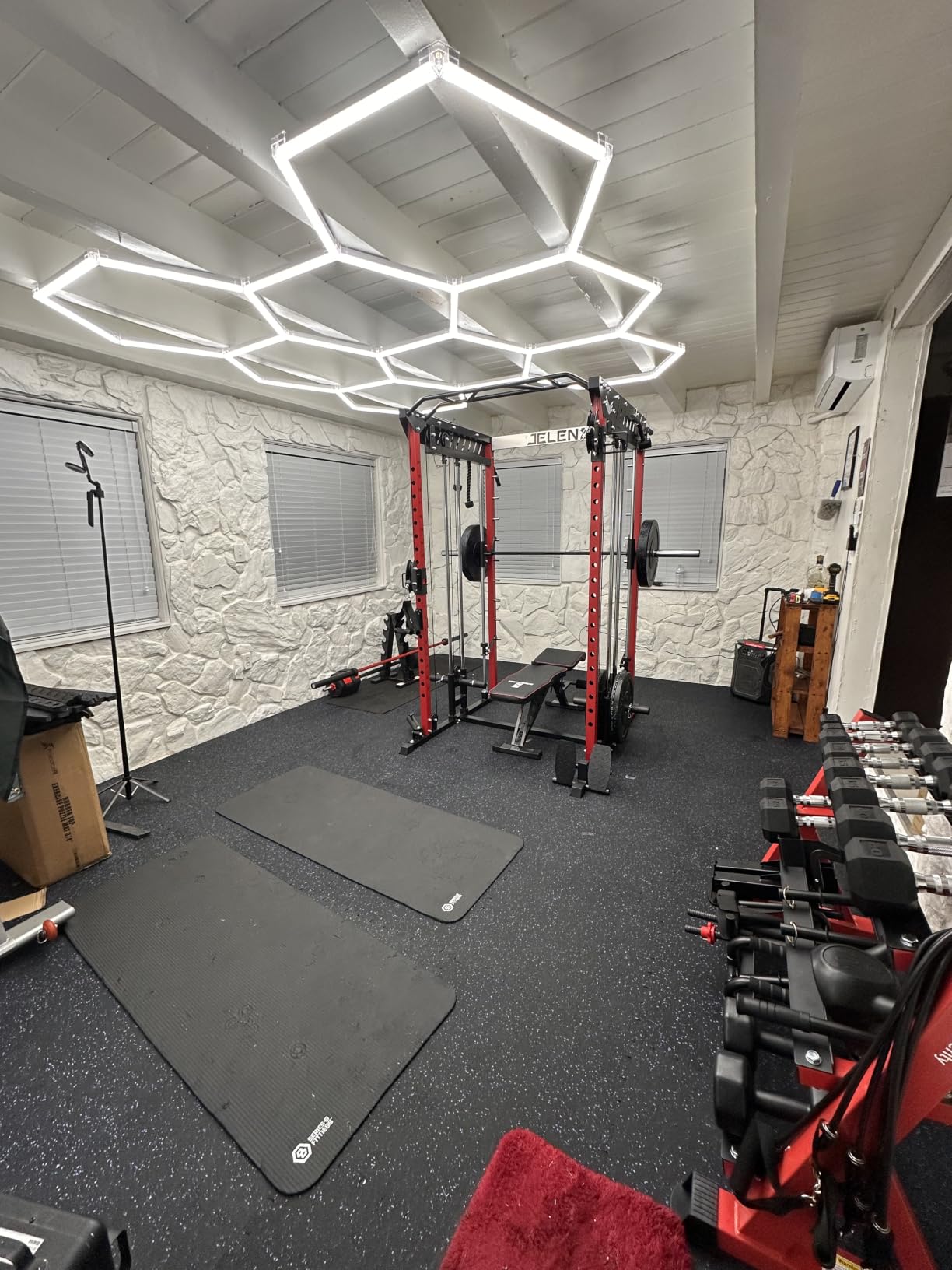 M21 Smith Machine, Multi-Function Power Cage with Dual Pulley Cable Crossover System, 2000LBS All-in-One Squat Rack with Smith Bar and Attachments customer photo 2