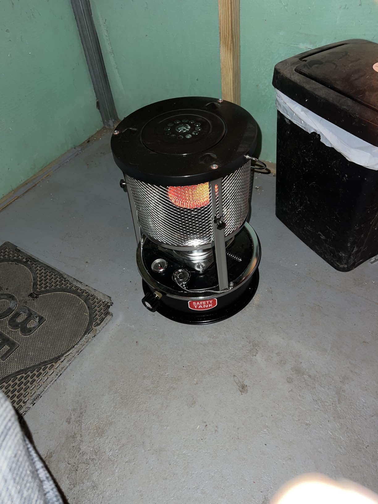 9,000 BTU Kerosene Heater, Kerosene Heaters for Indoor Use, Non Electric, 2 in 1 Stove & Heater, Adjustable Height, Portable, Emergency, for Camping, Cooking, Garage, Home, Black customer photo 1