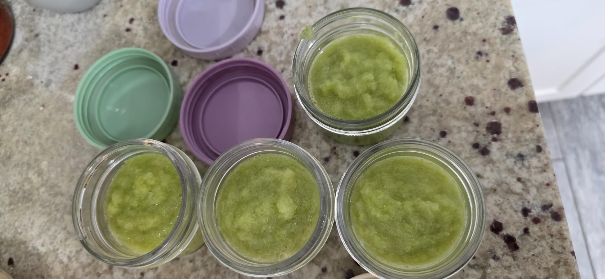 Momcozy AutoMeal Baby Food Maker - One-Step Auto Steam & Blend Food Processor, 15oz Large Cup & 6-Blade Design, Self-Cleaning, Auto 3-Stage Texture Settings for Effortless Homemade Baby Puree customer photo 2