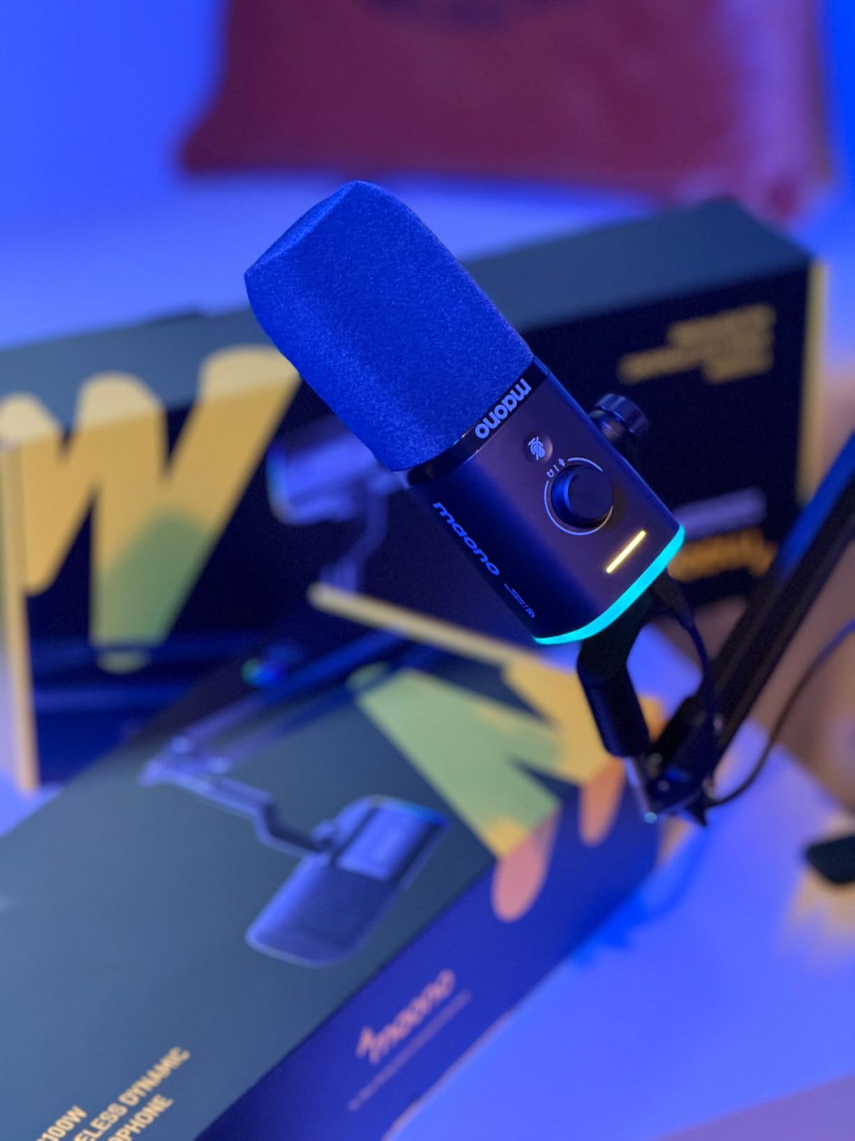 MAONO PD100W Wireless Dynamic Gaming Microphone for PC with USB-C Receiver | One-Click Noise Reduction, Custom RGB, Mute, Monitoring, Companion App, Wireless Desktop Mic for Creator, Stream, Podcast, Black customer photo 2