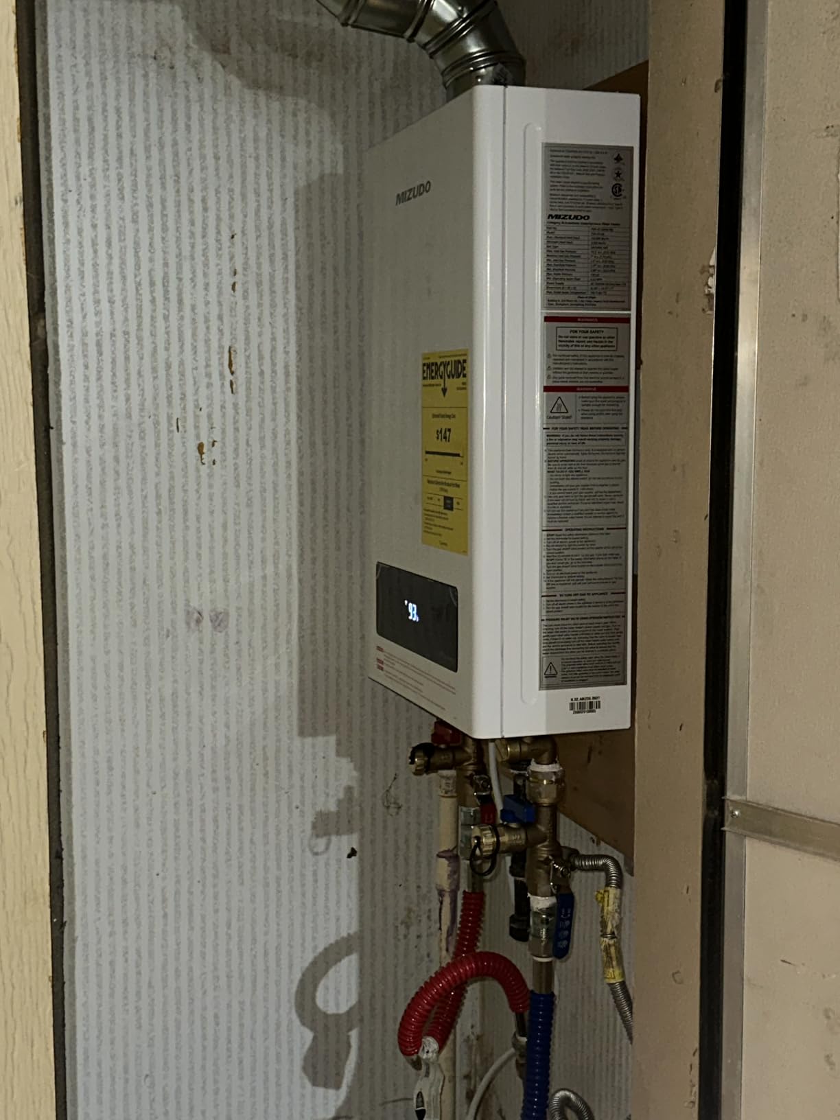 199,000 BTU Natural Gas Tankless Water Heater, Max 10.3 GPM, Indoor | WiFi&APP Control Non-Condensing 5-7 outlets points ±1°F Temperature Stability for Large Families Residential Whole House customer photo 2