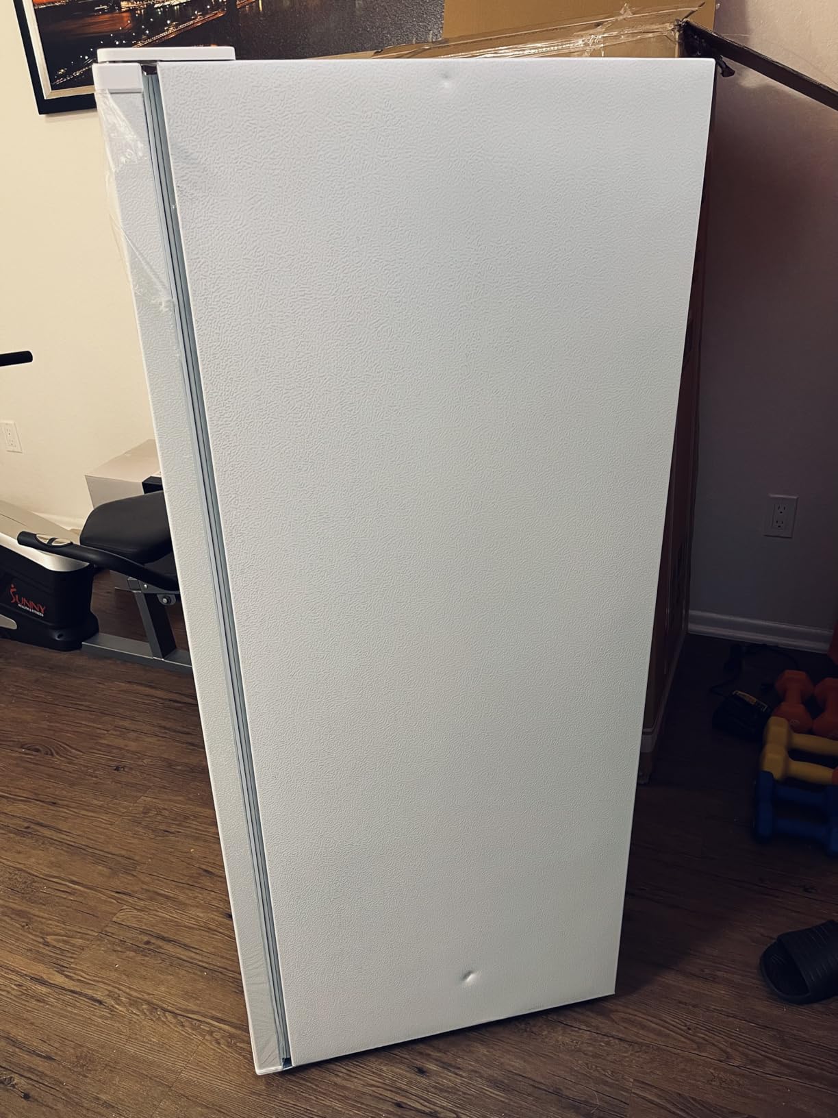 Antarctic Star 6.0 Cu.Ft Upright Freezer, Compact Stand Up Freezer with 7-Temp Control, Removable Glass Shelves, Adjustable Legs & Reversible Door, for Home, Apartment, Dorm, White customer photo 2