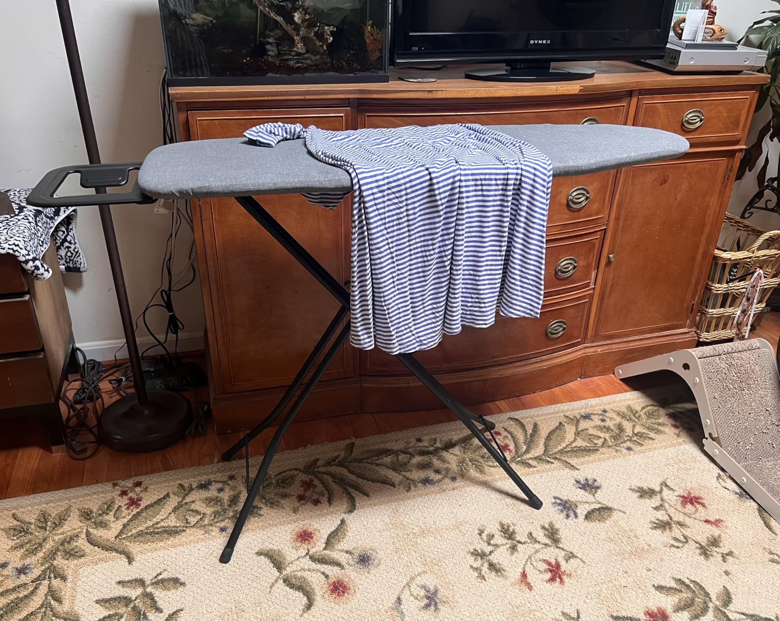 Bartnelli Extreme Stability Ironing Board 43x13 Upgraded Heavy-Duty Metal Frame & Iron Rest, Height Adjustable, Foldable, 4 Non-Skid Feet, 100% Cotton Cover, Made with Patent European Engineering customer photo 1