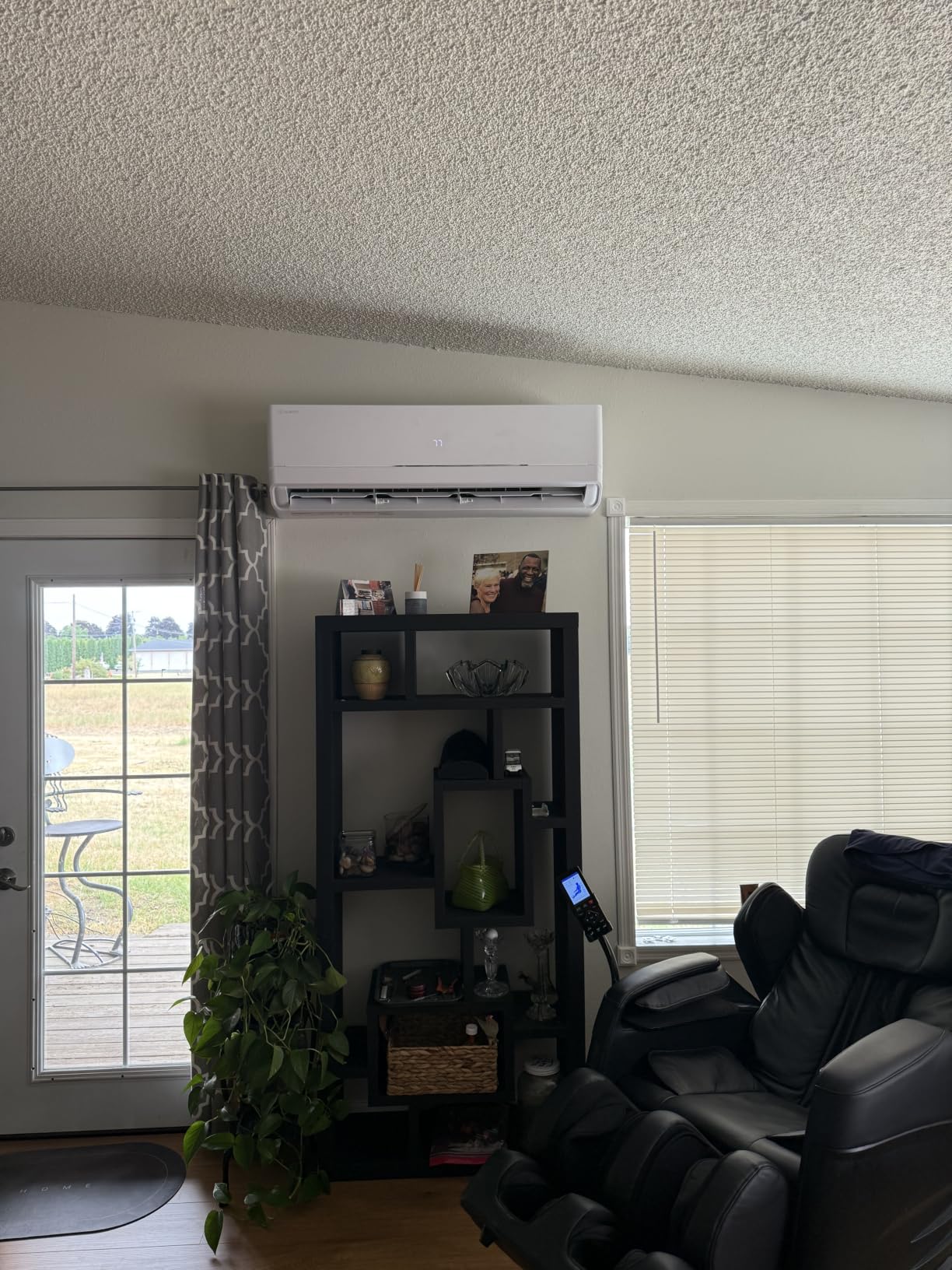 Albott 12,000 BTU Mini Split Air Conditioner and Heater SEER2 18, 115V customer photo 1