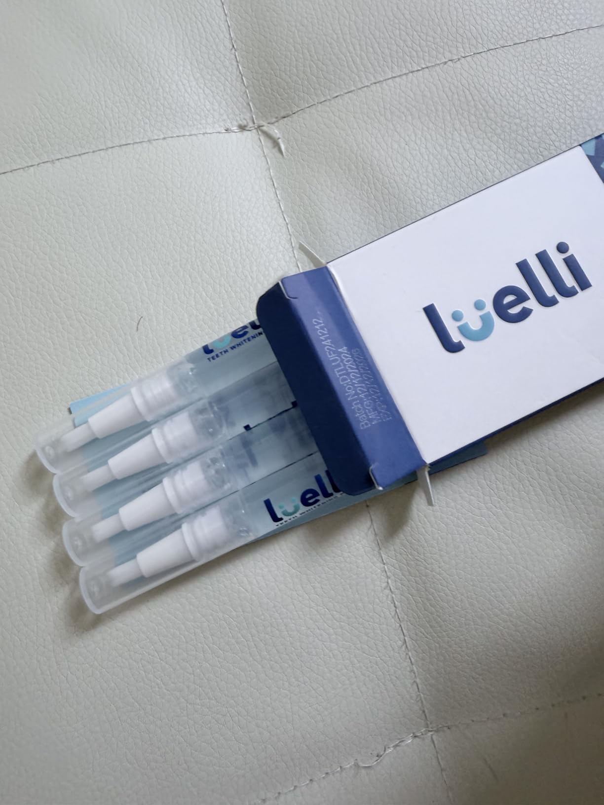 Luelli Teeth Whitening Kit with 35% Carbamide Peroxide - Teeth Whitener for Sensitive Teeth | Enamel Safe - 32 LED Lights - Wireless with Tray and Whitening Gel Pen for Home | Travel (Mint) customer photo 2