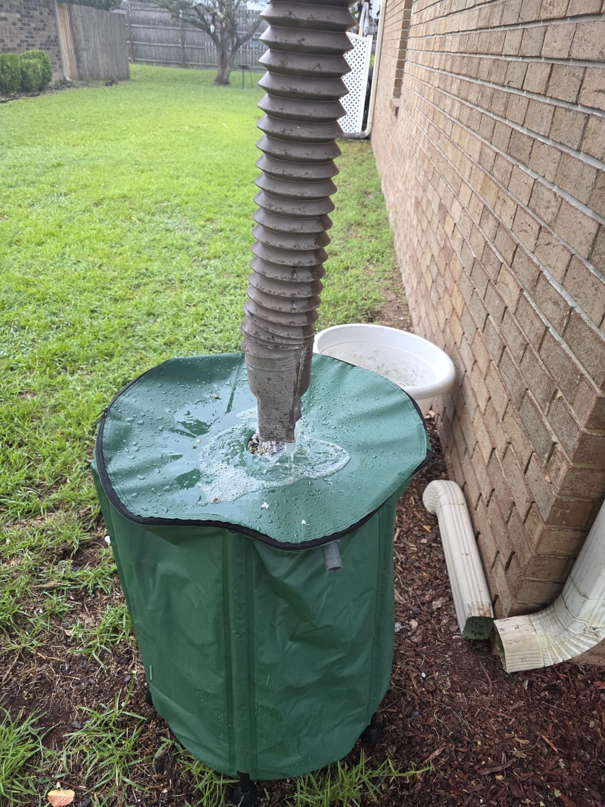 Collapsible Rain Barrel Water Storage Containers-105 Gallon Portable Rainwater Collect System Water Tank to Collect Rainwater from Gutter Downspout Water Catcher with Spigots, Filter & Overflow Kits customer photo 2
