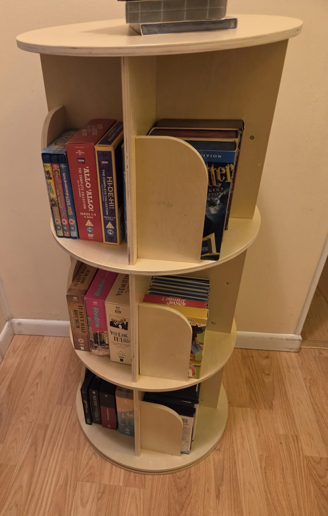 3-Tier Wooden Rotating Bookshelf for Kids, 360 Spinning Bookcase | Round Book Shelf Organizer for Kids' Books and Toys, Bedroom, Playroom, Living Room and Reading Corner customer photo 2