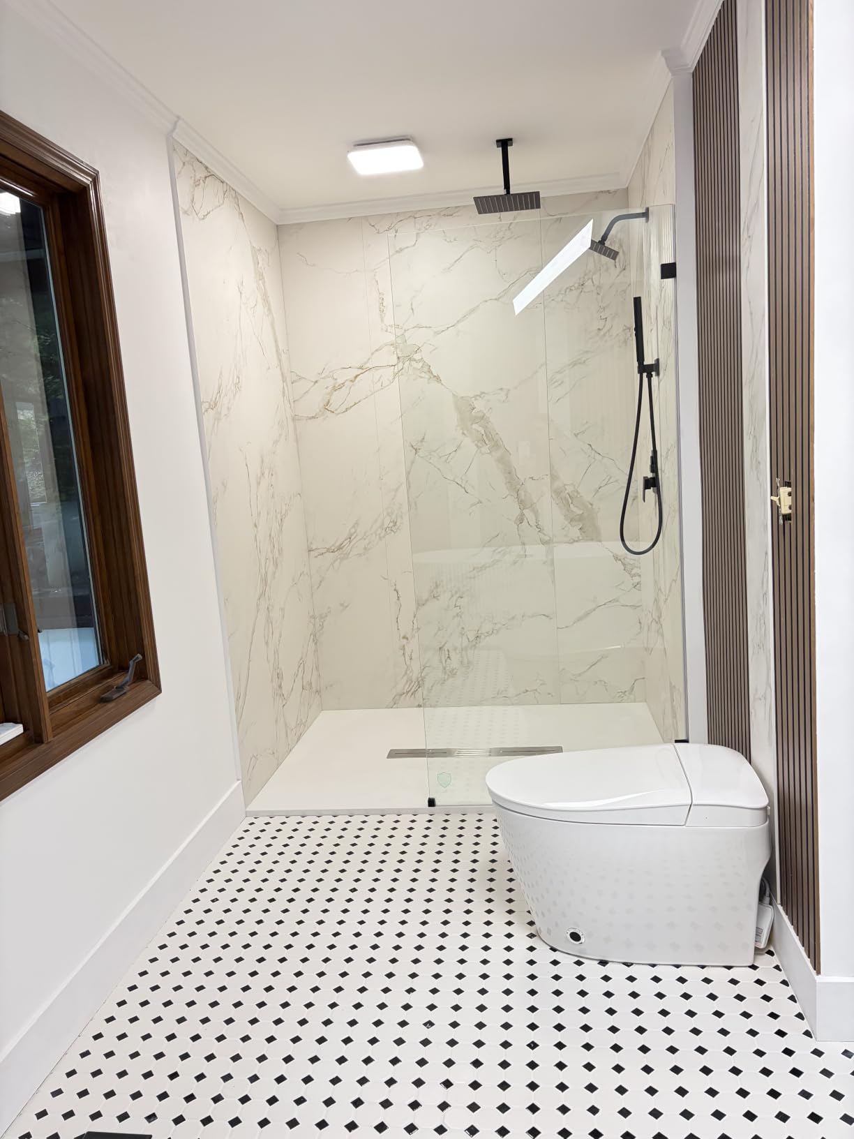 Smart Toilet with Bidet Built in, Dual Flush, Foam Shield, Manual Lid, Night Light, Heated Seat, Foot Sensor Flush, UV Self Clean, Instant Warm Water, Tankless Elongated Toilet, ADA for Bathroom customer photo 1