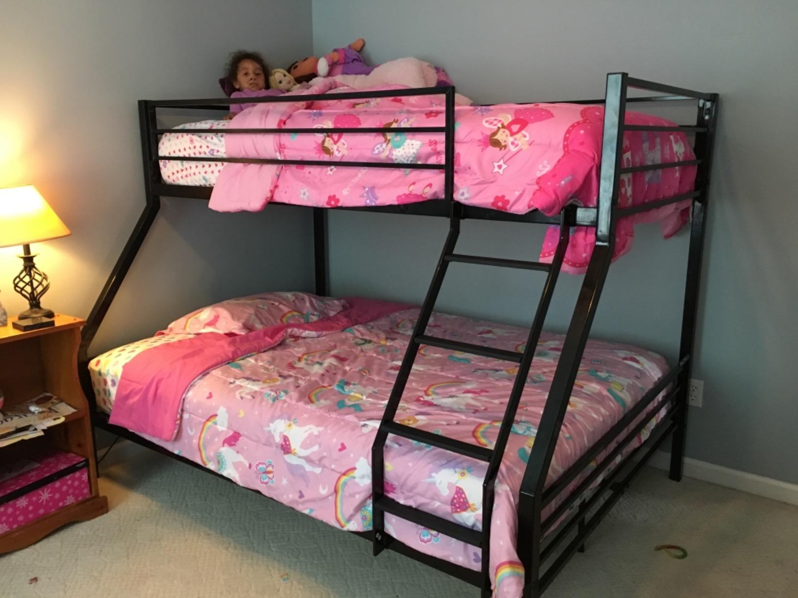 Bonnlo Metal Bunk Bed Twin Over Full with 2 Storage Drawers, Heavy Duty Twin Over Full Bunk Bed for Kids Teens Adults, 13.7-Inch Guardrail, Inclined Ladder, No Box Spring Needed, Black/Brown customer photo 1