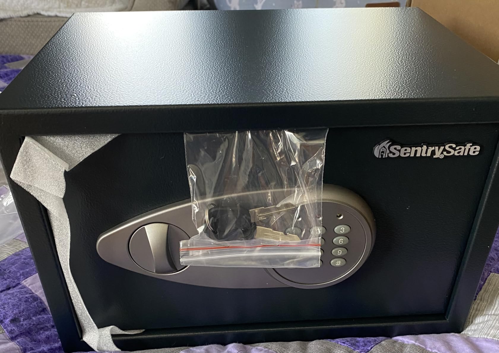 Black Home Safe with Shelf and Digital Keypad, Large Safe for Laptop, Documents, Money, 0.78 Cu Ft, X125 customer photo 2