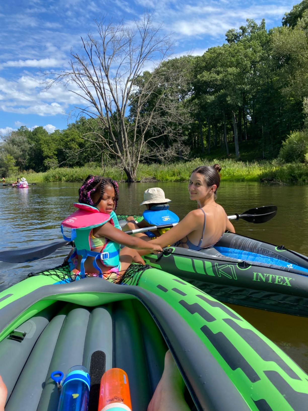 INTEX Challenger Inflatable Kayak Series: Includes Deluxe 86in Kayak Paddles and High-Output Pump - SuperStrong PVC - Adjustable Seat with Backrest - Removable Skeg - Cargo Storage Net customer photo 2