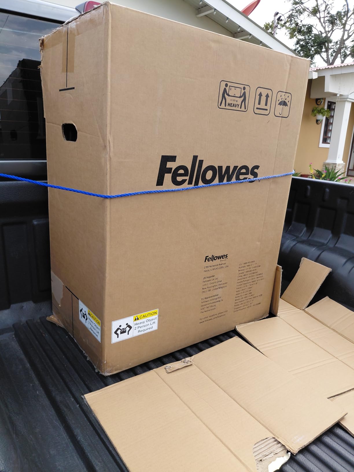 Fellowes Powershred 125Ci 20-Sheet Crosscut Shredder customer photo 2